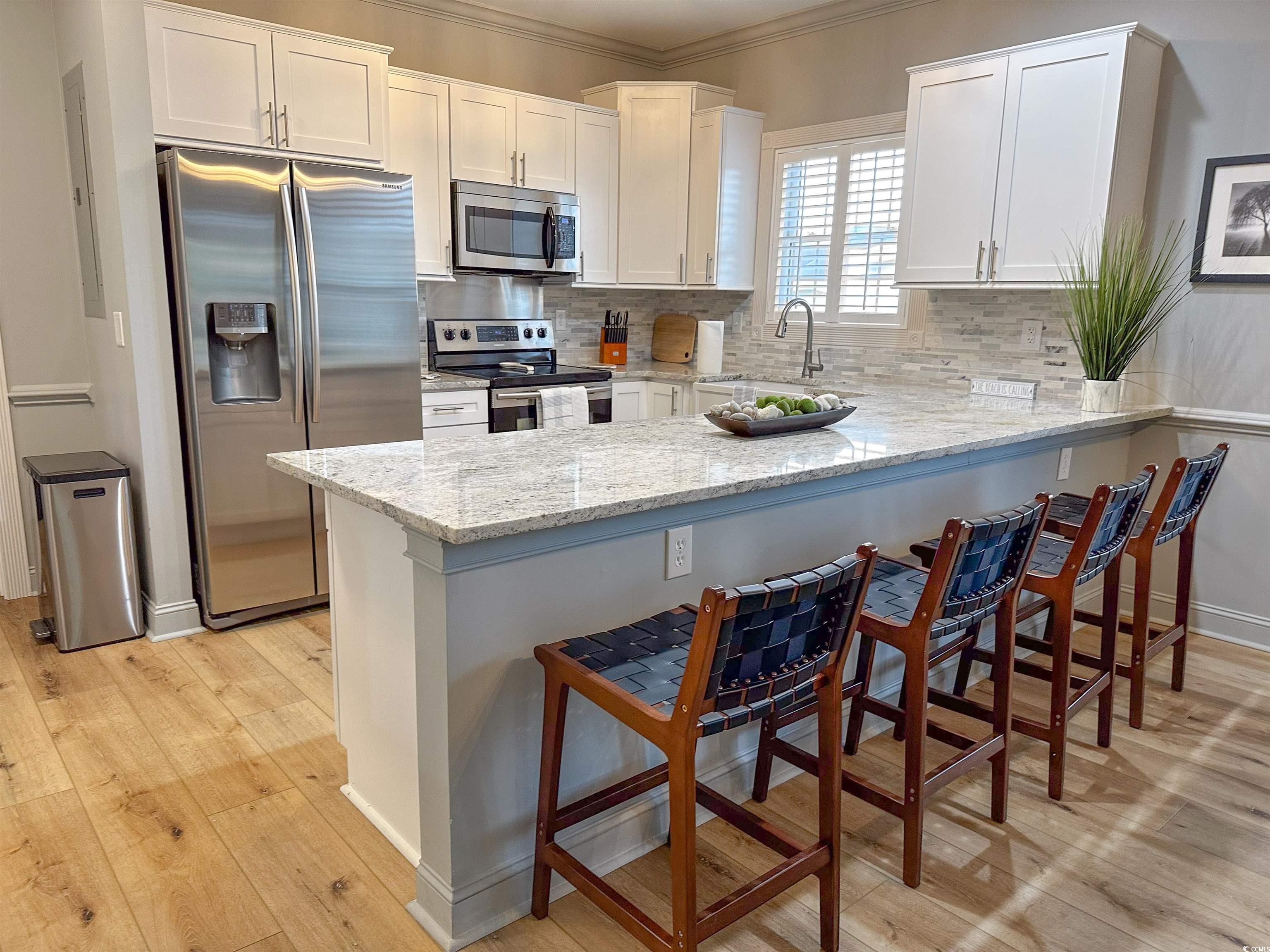 4885 Magnolia Pointe Ln. Unit: 301