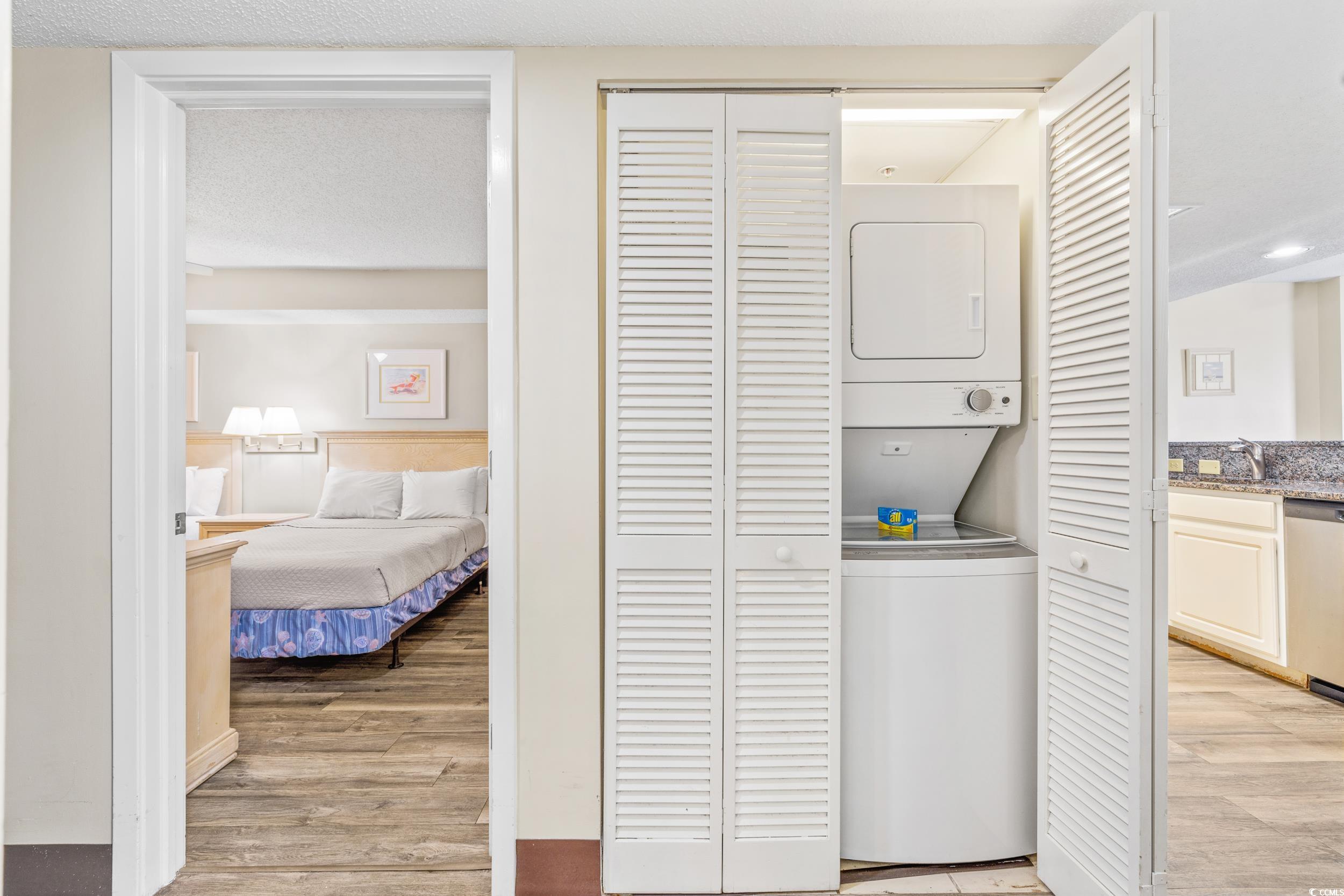 205 N 74th Ave. N Unit: 1408
