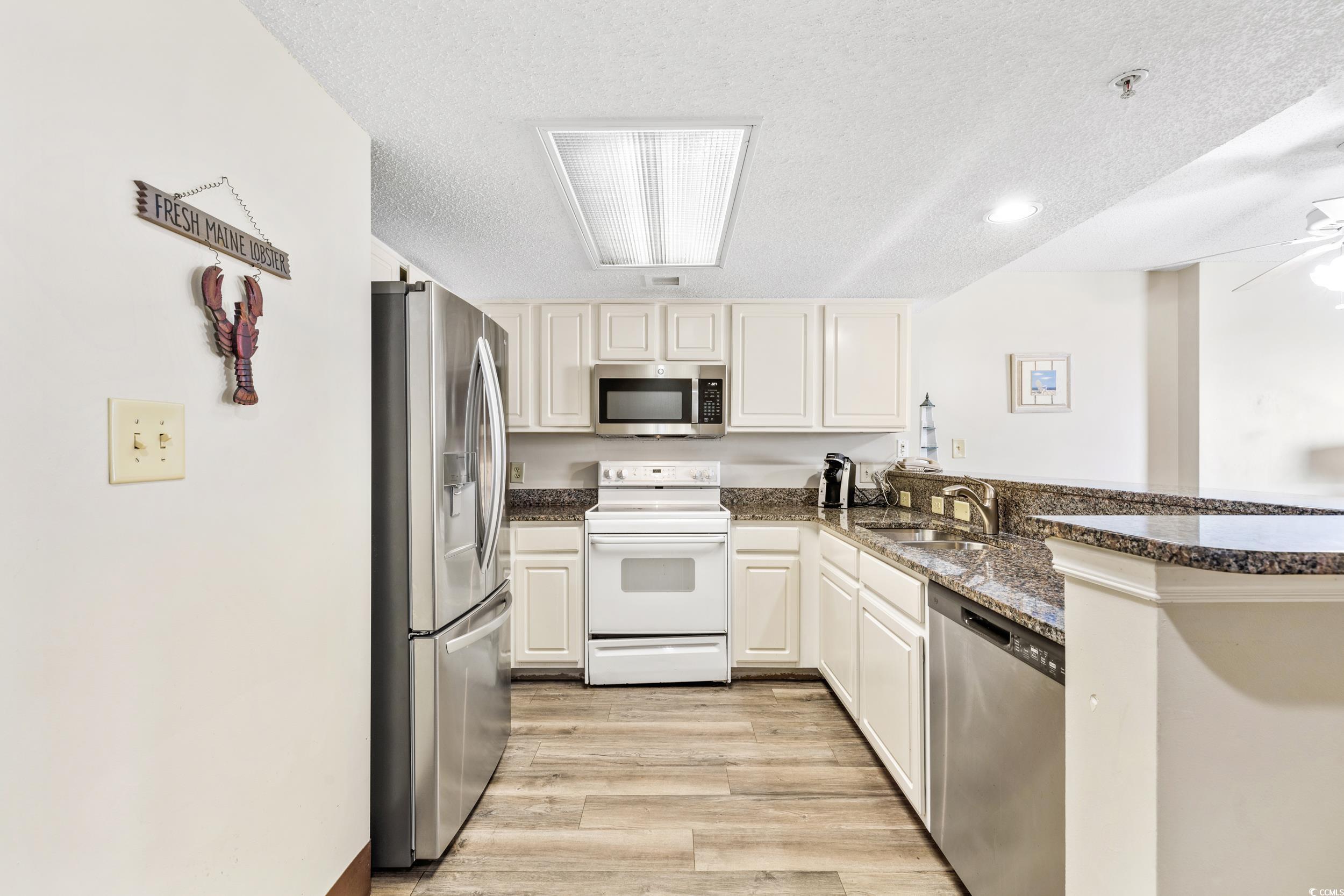 205 N 74th Ave. N Unit: 1408