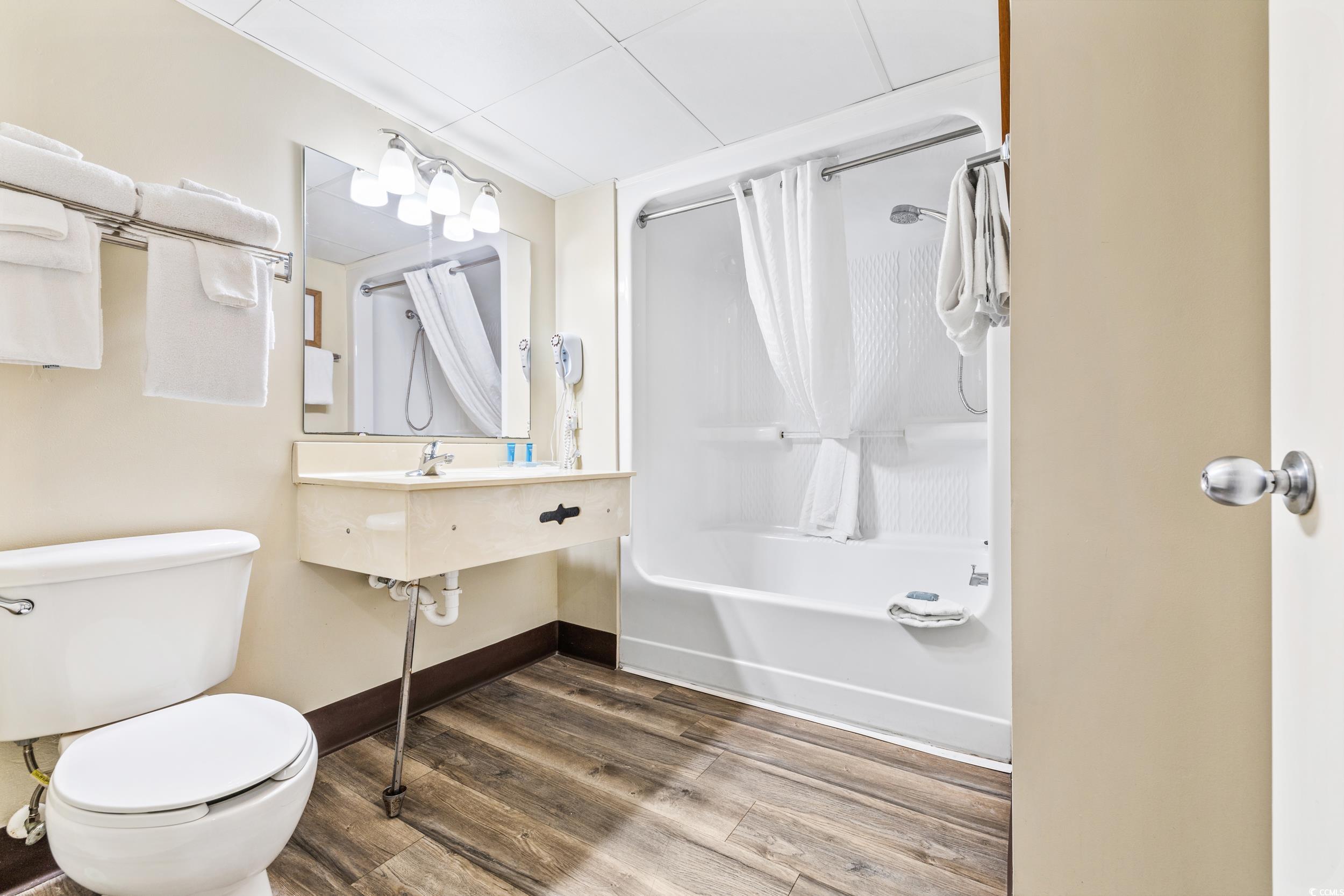 205 N 74th Ave. N Unit: 1408