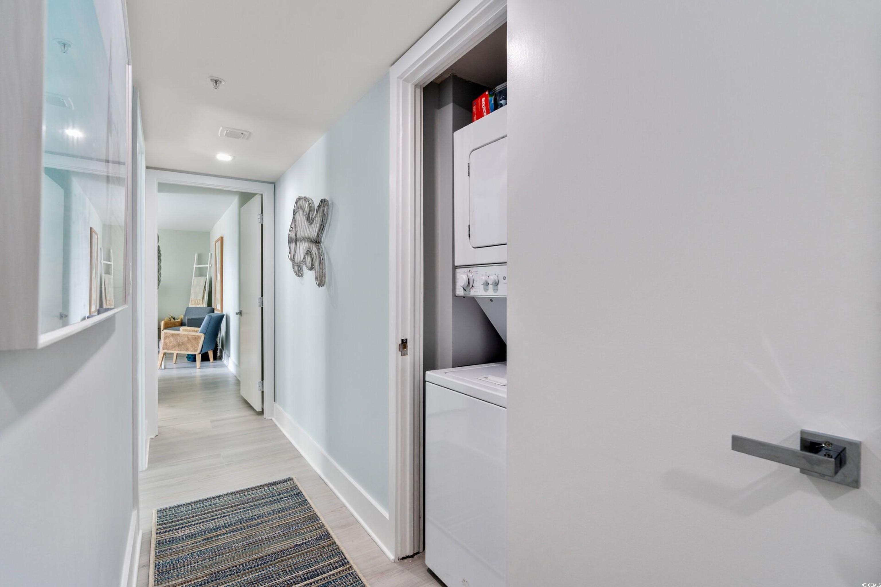 9840 Queensway Blvd. Unit: 1606/1607