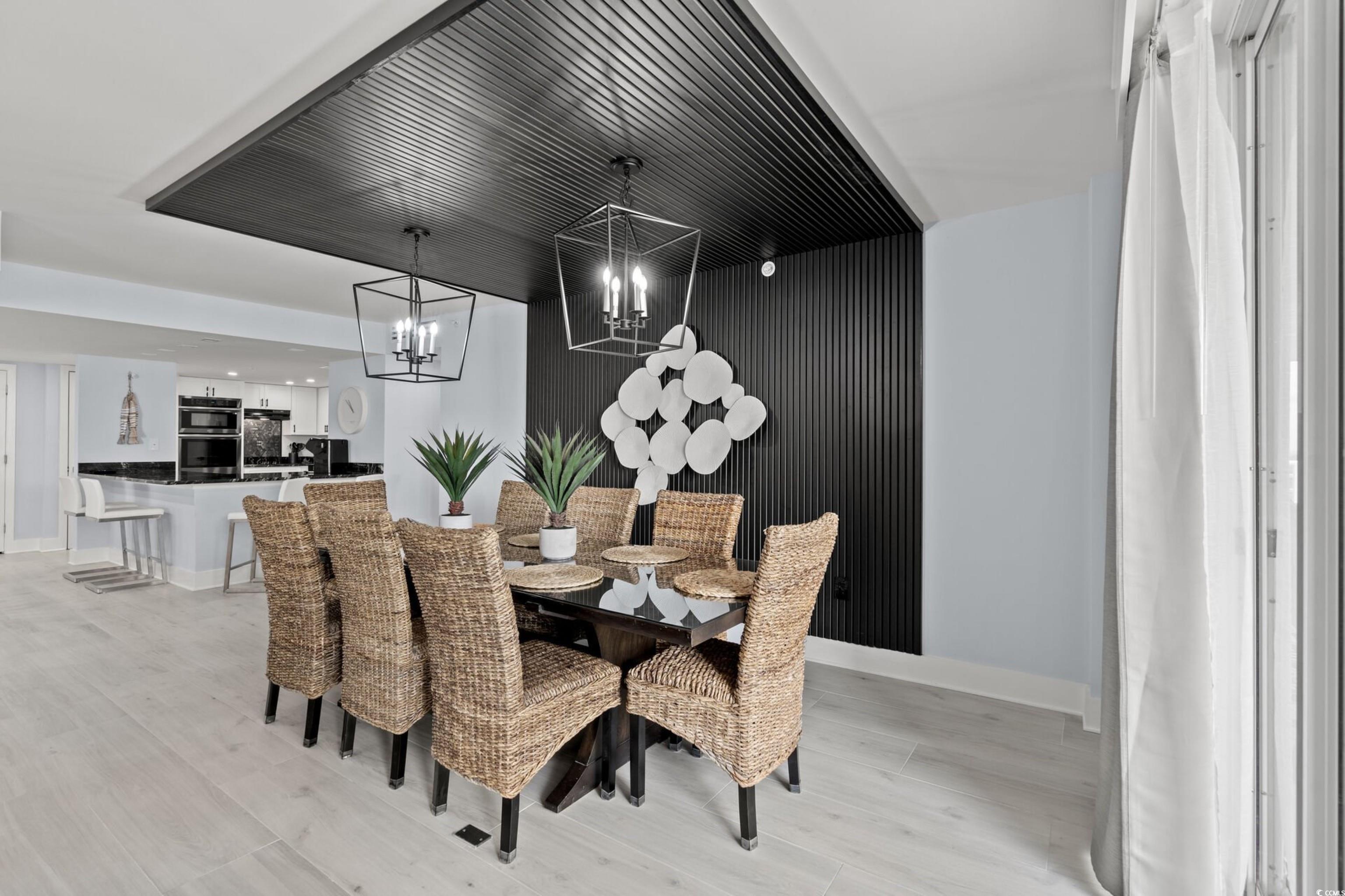 9840 Queensway Blvd. Unit: 1606/1607