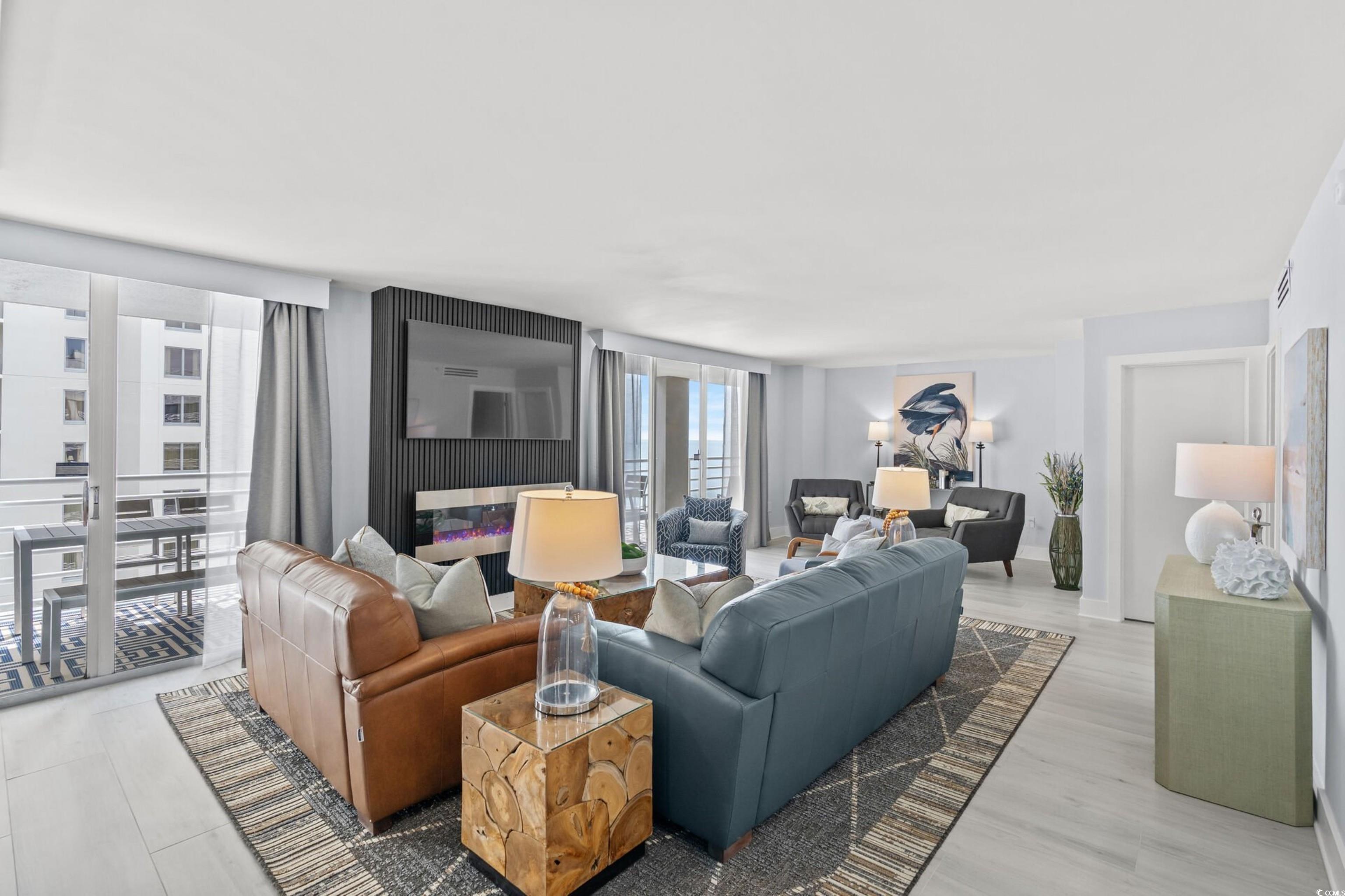 9840 Queensway Blvd. Unit: 1606/1607