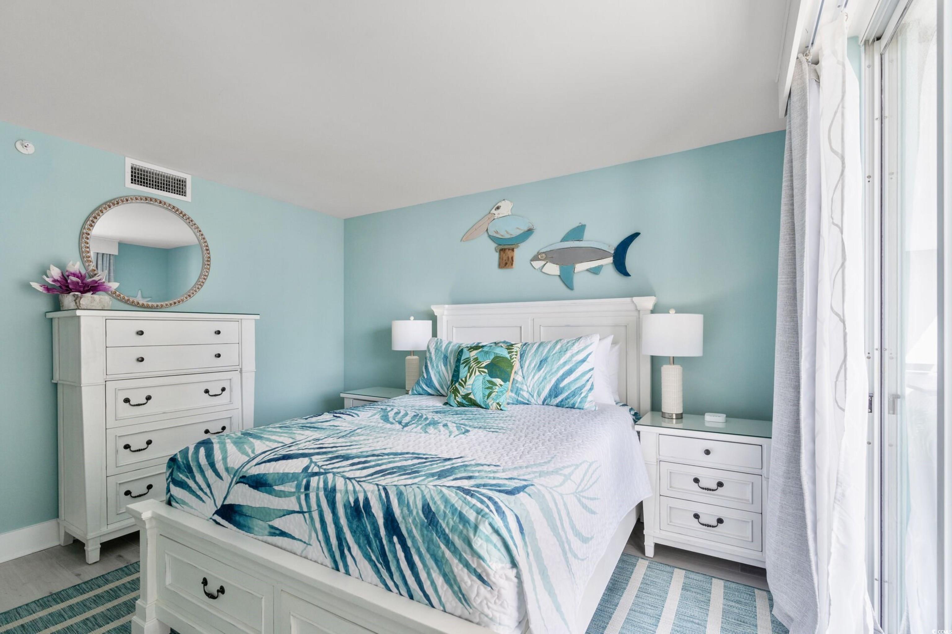 9840 Queensway Blvd. Unit: 1606/1607