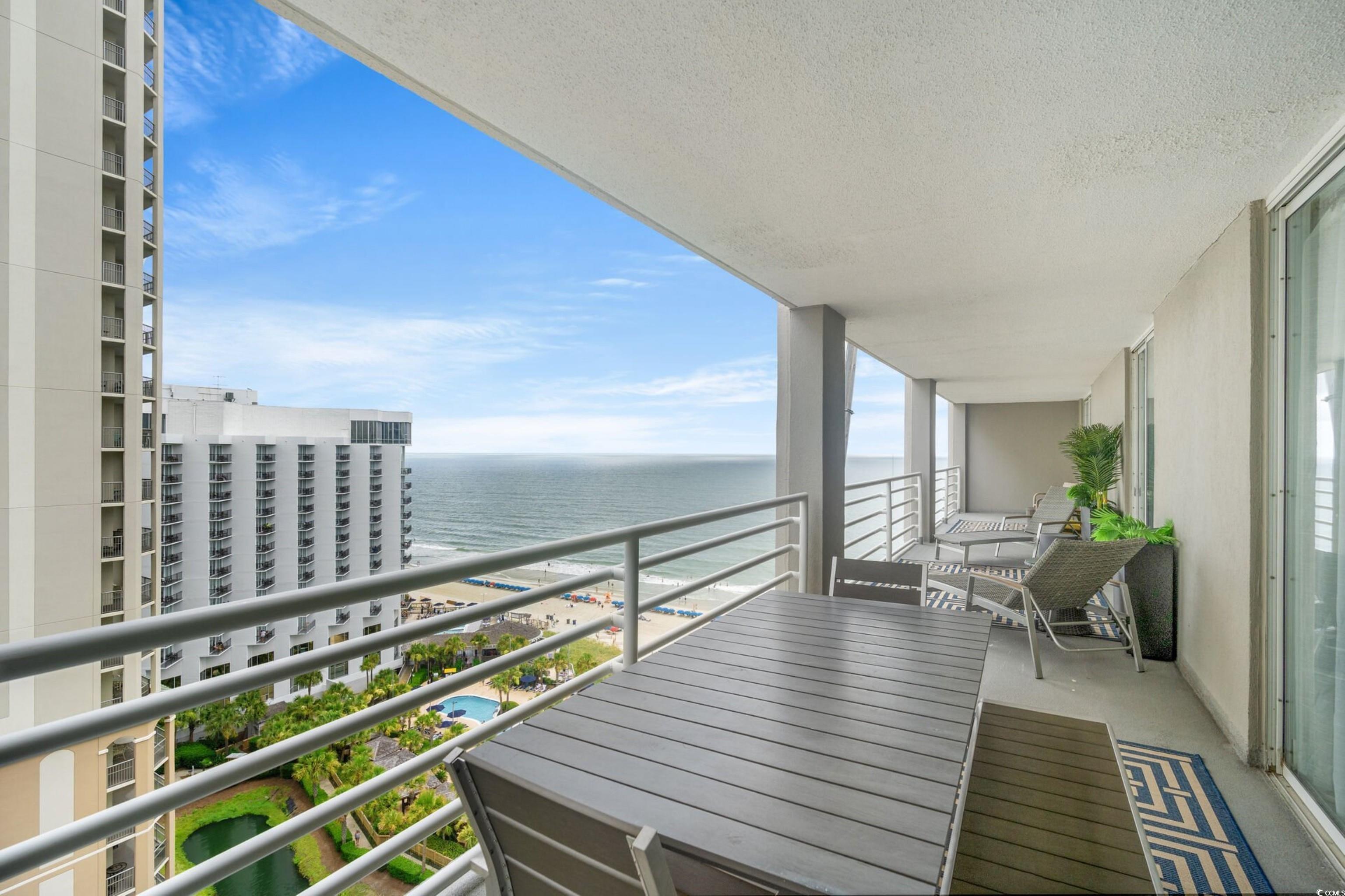 9840 Queensway Blvd. Unit: 1606/1607