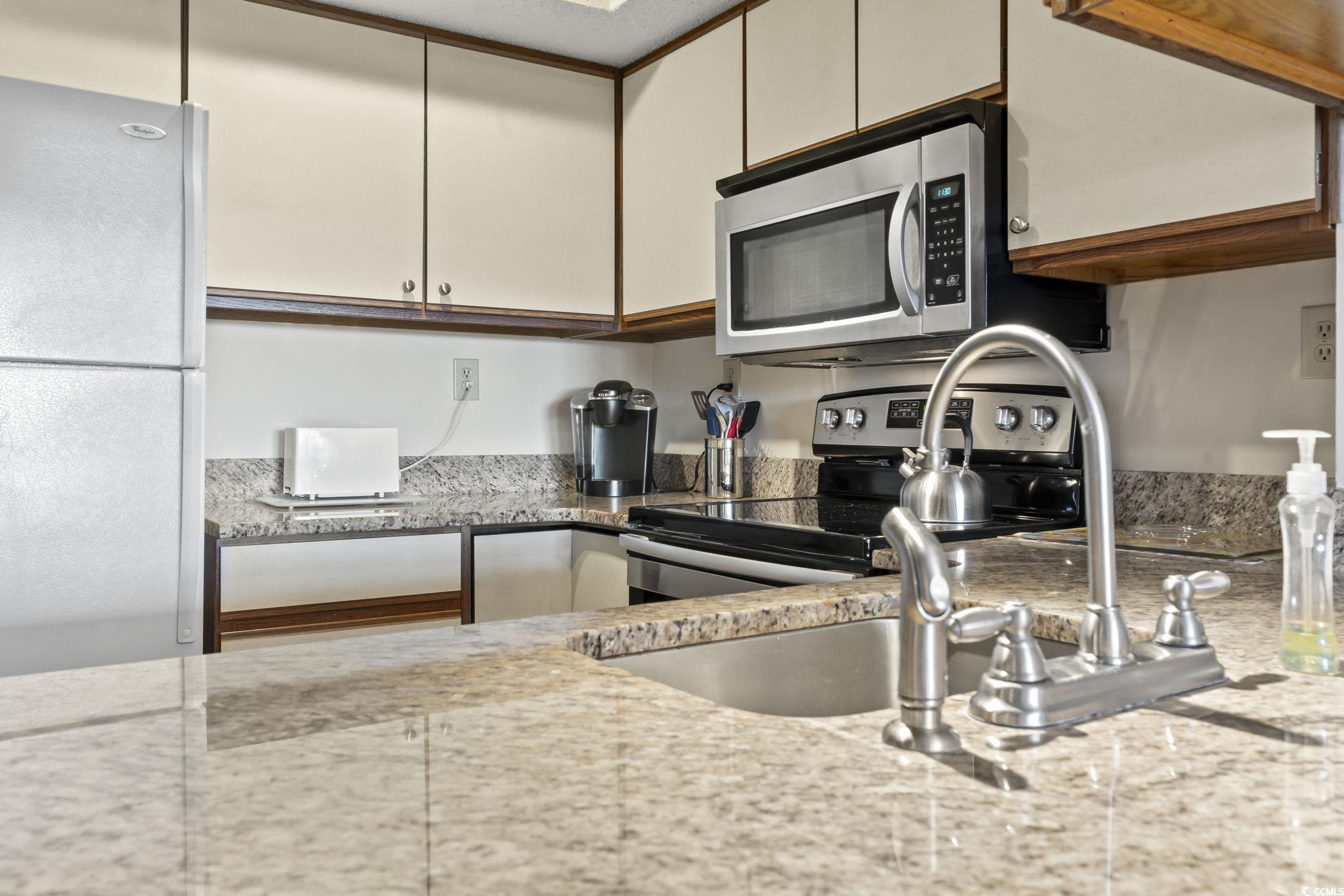 223 Maison Dr. Unit: F-14
