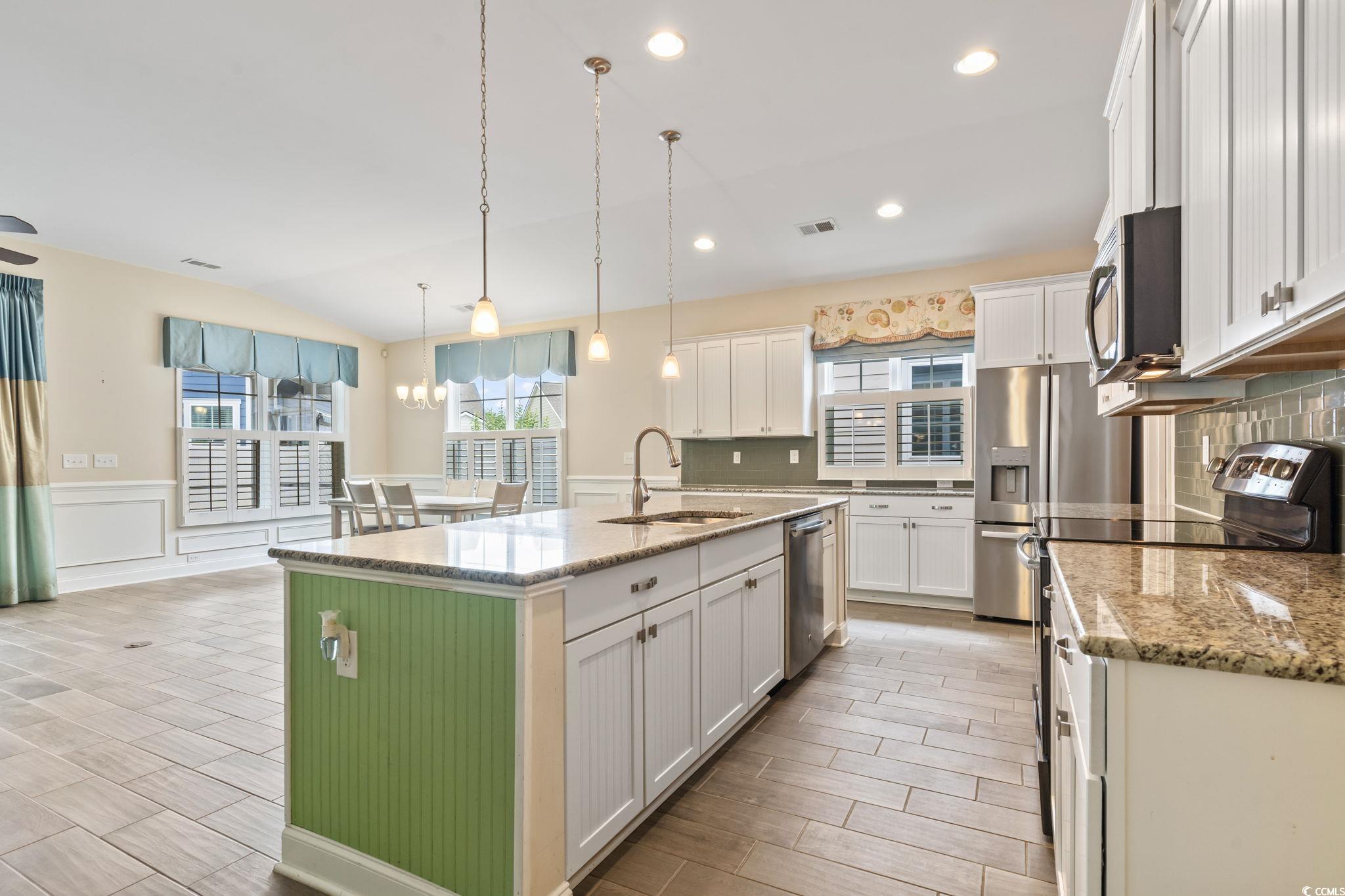912 Lorenzo Dr.