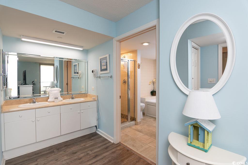 8560 Queensway Blvd. Unit: 404