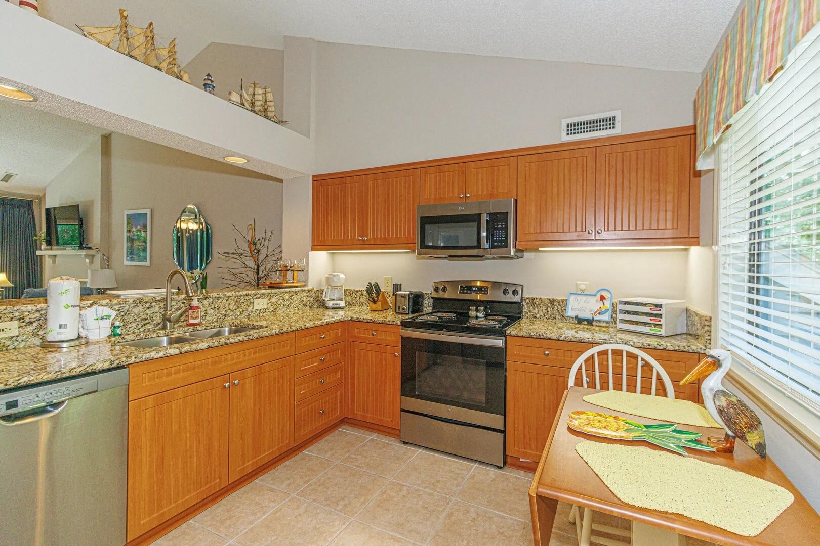 155 Wetherby Way Unit: 12-E
