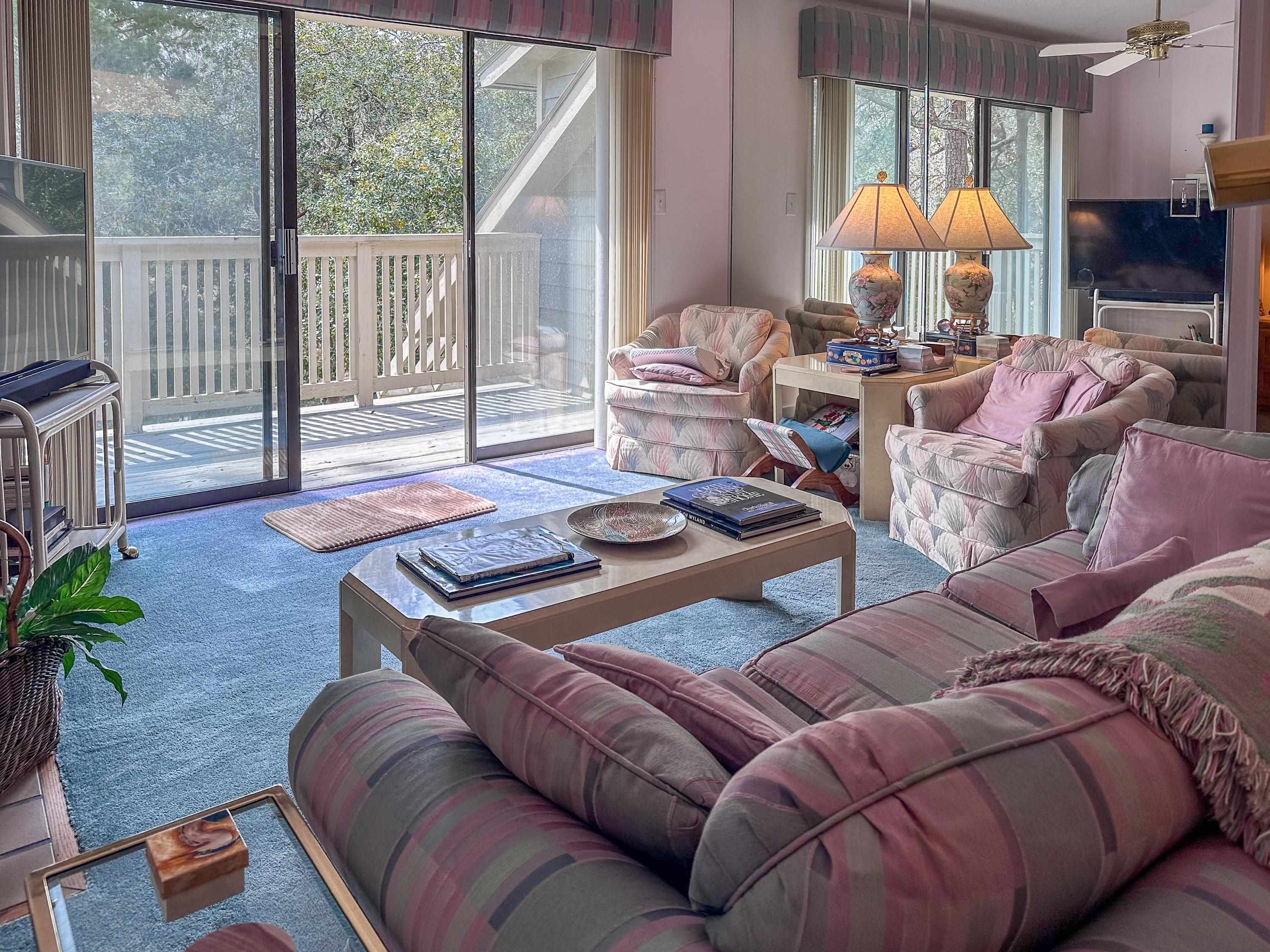 230 Westleton Dr. Unit: 20-D