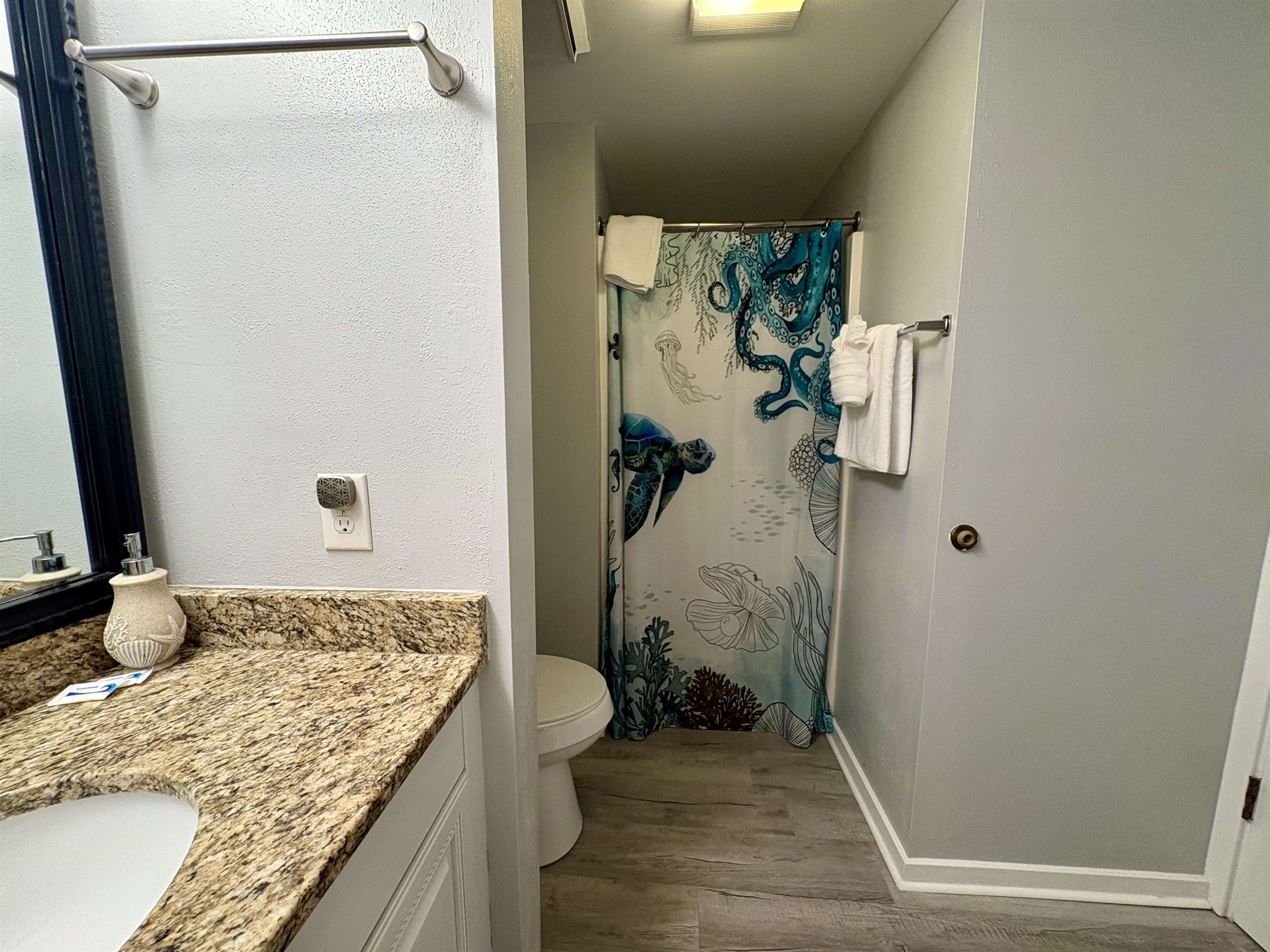 410 Melrose Pl. Unit: 210