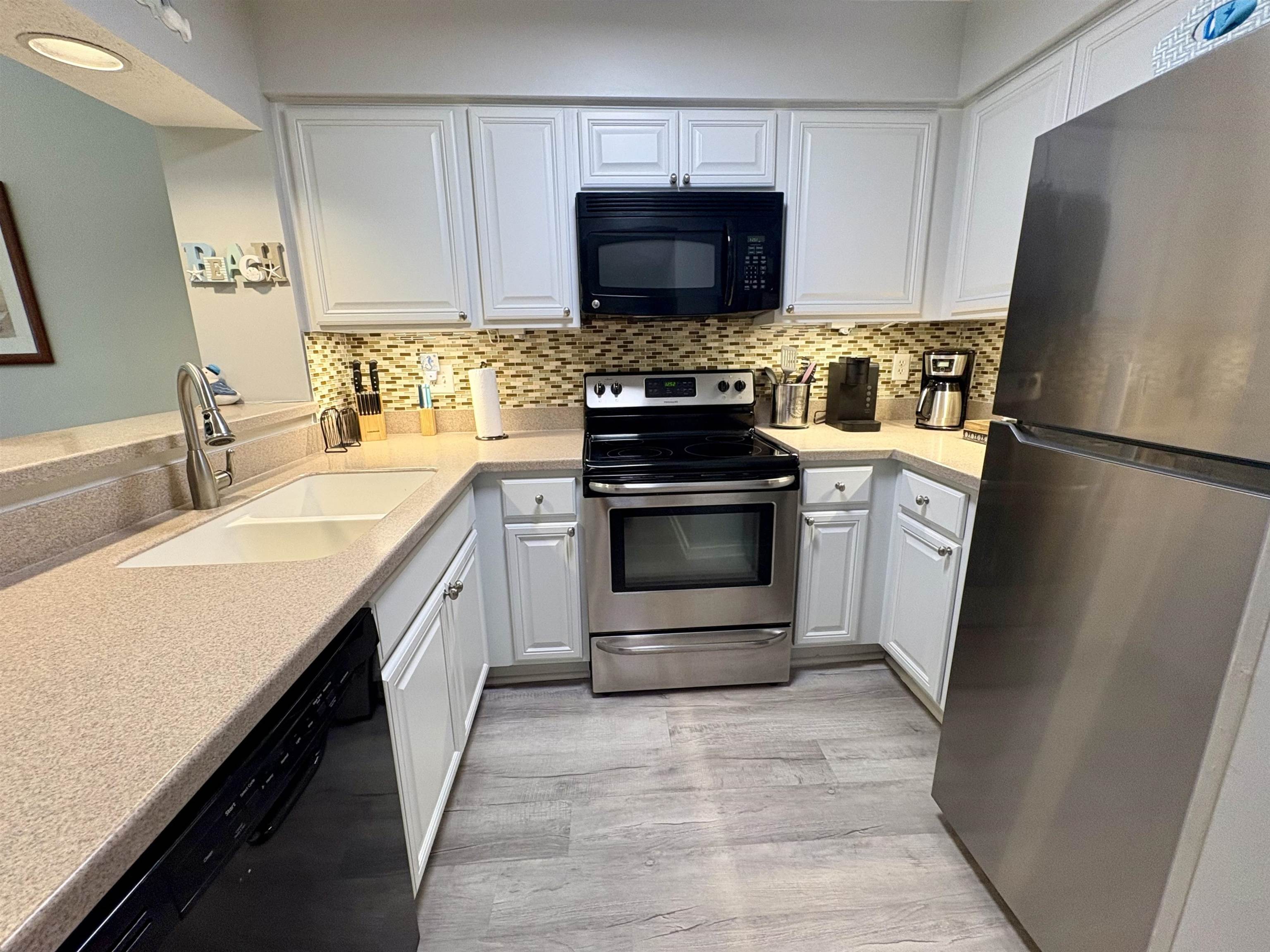 410 Melrose Pl. Unit: 210