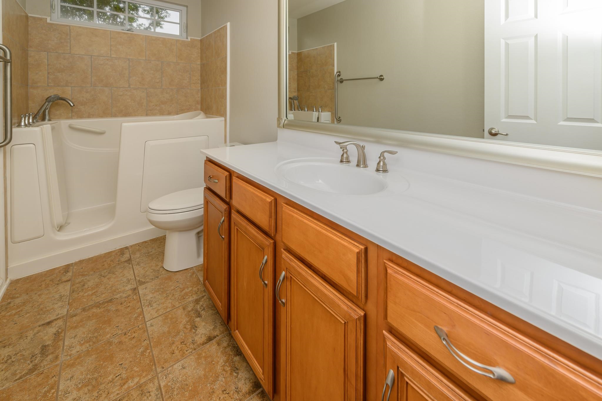 195 Sutter Dr.