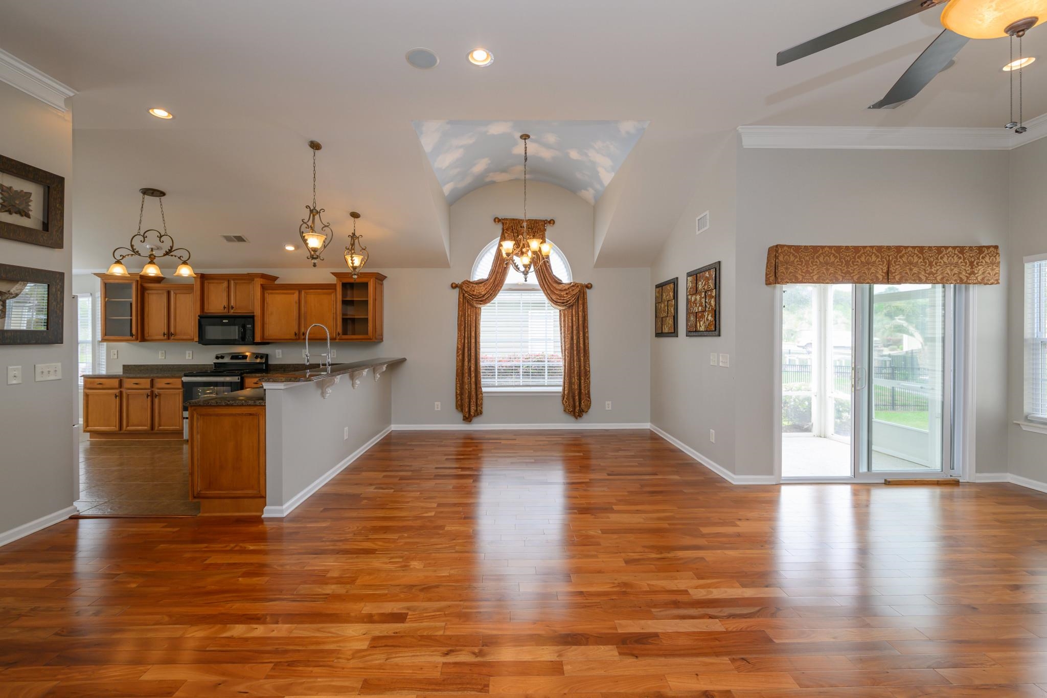 195 Sutter Dr.