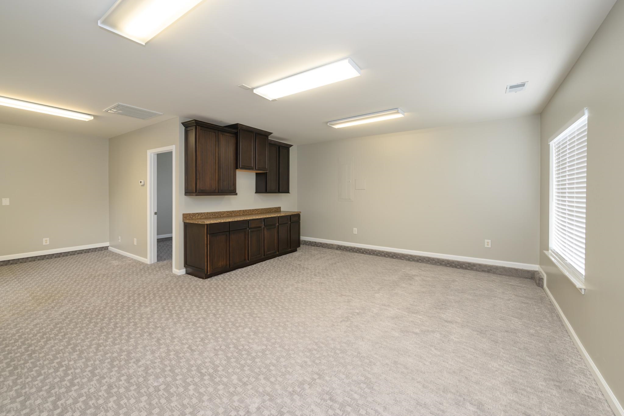 195 Sutter Dr.