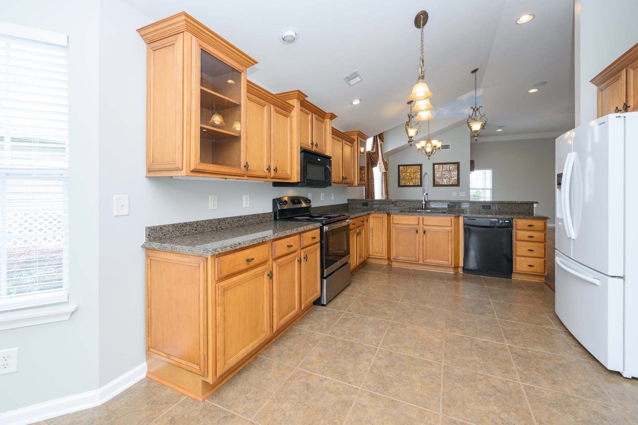195 Sutter Dr.
