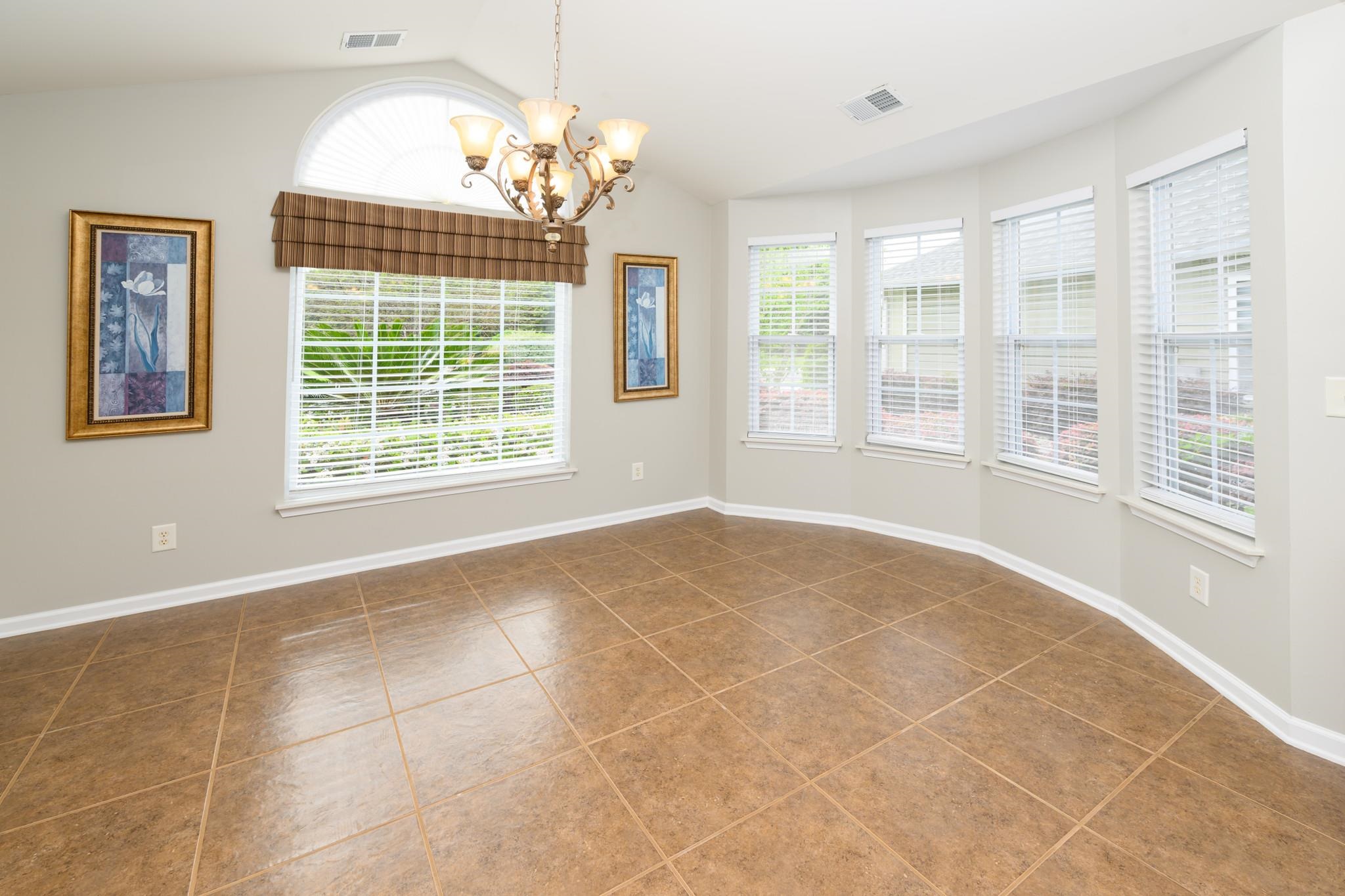195 Sutter Dr.