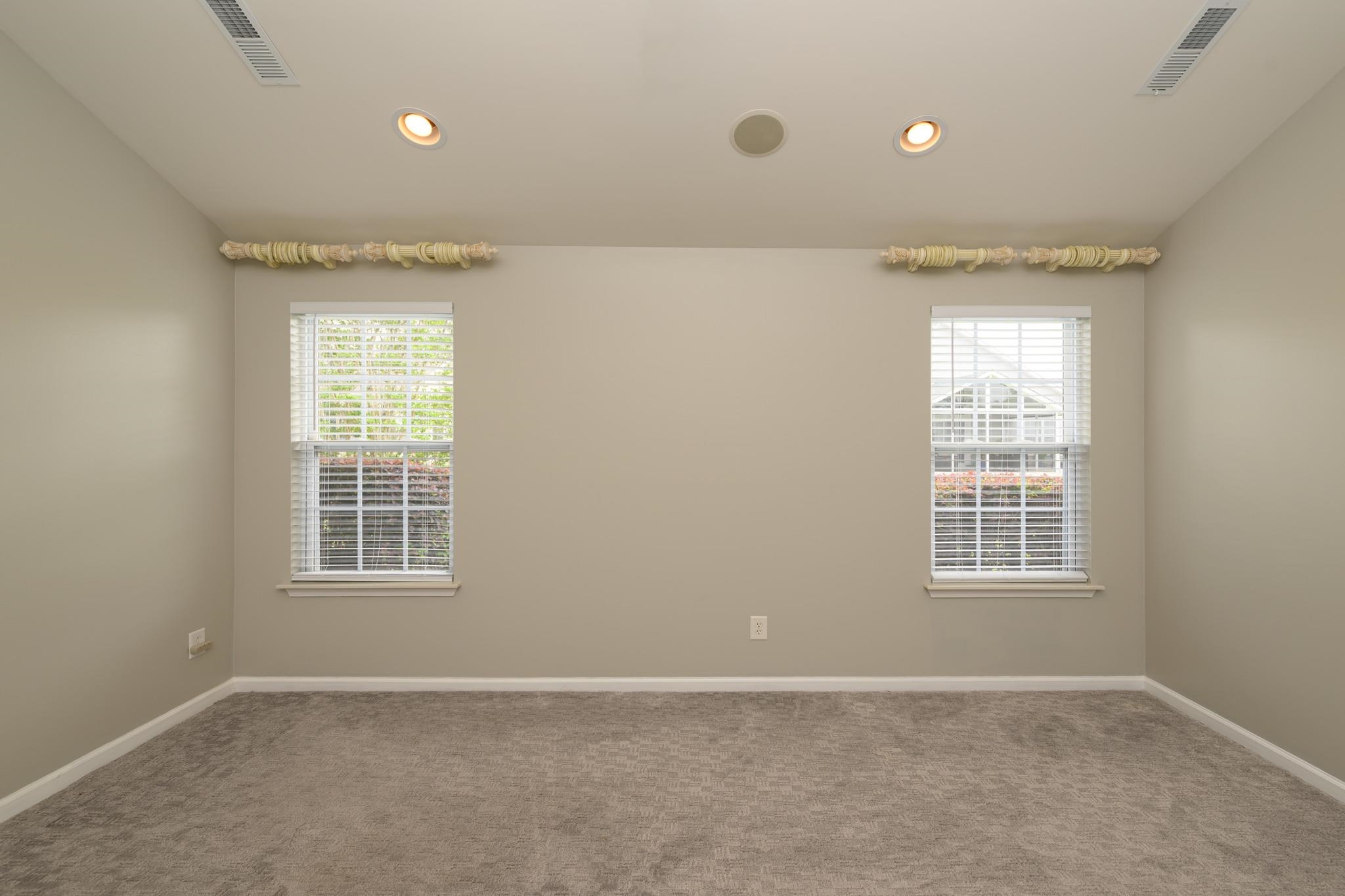 195 Sutter Dr.