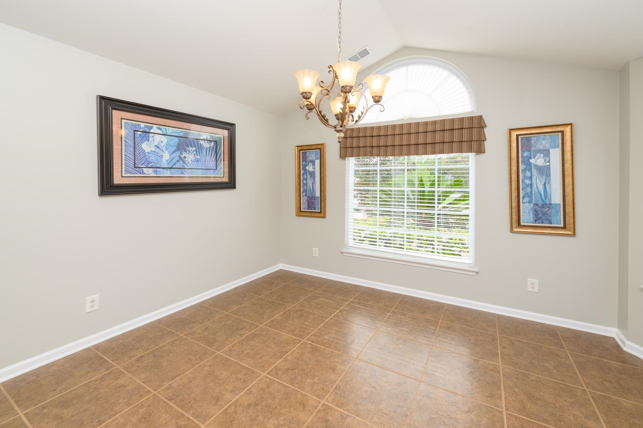 195 Sutter Dr.