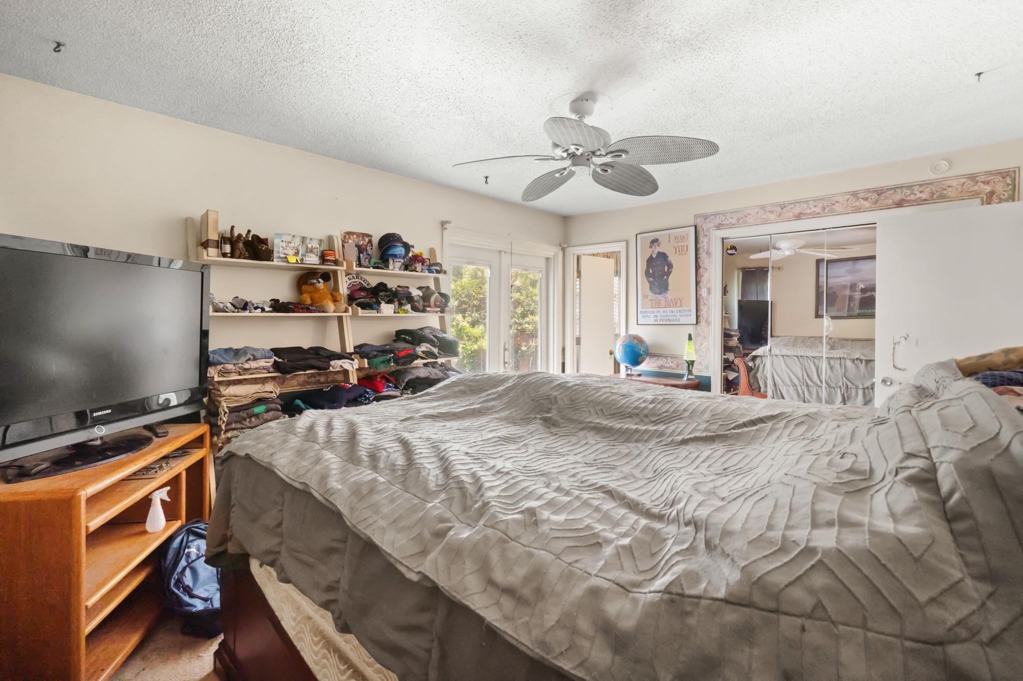 3905 Heron Circle