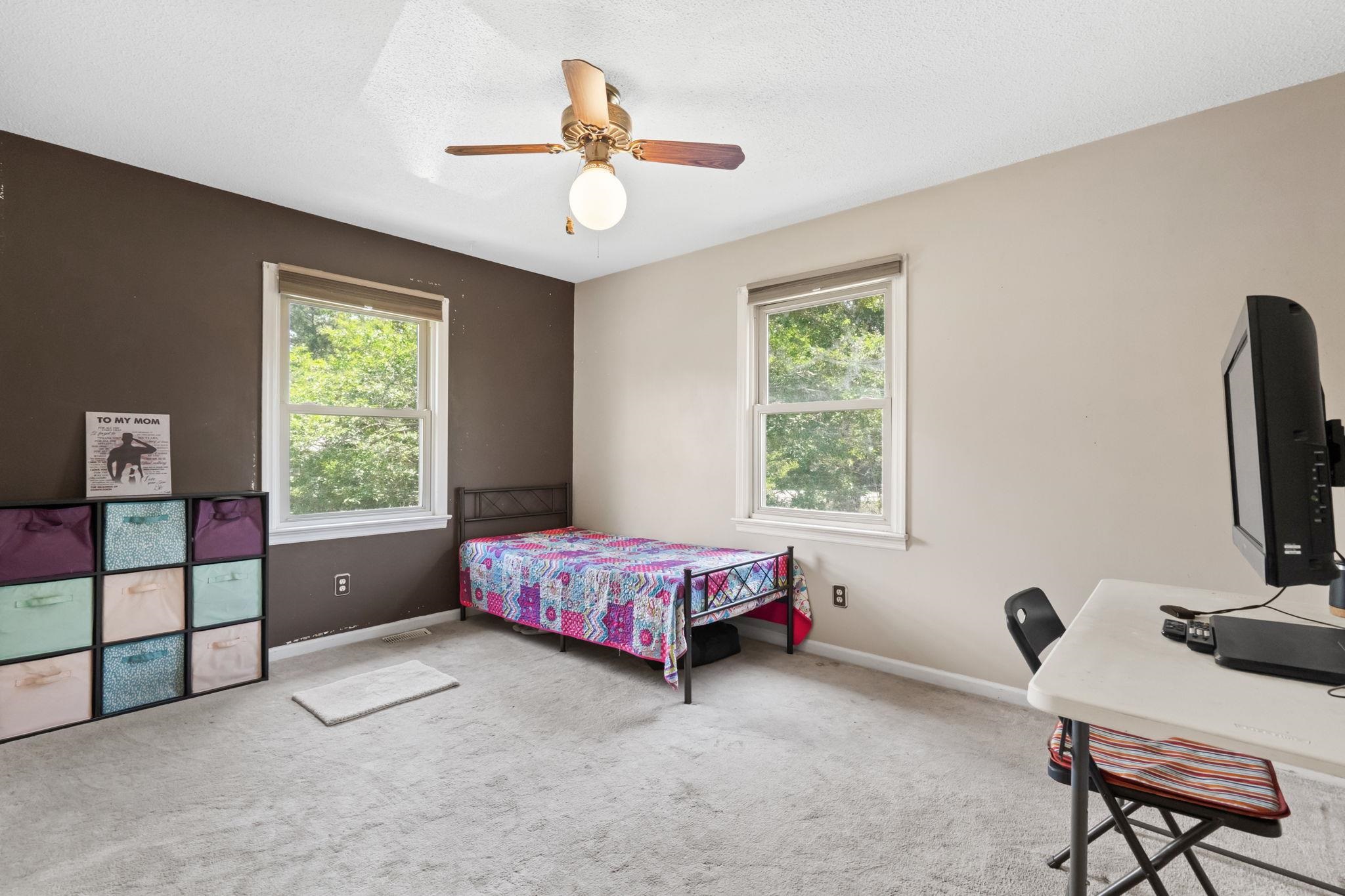 3905 Heron Circle