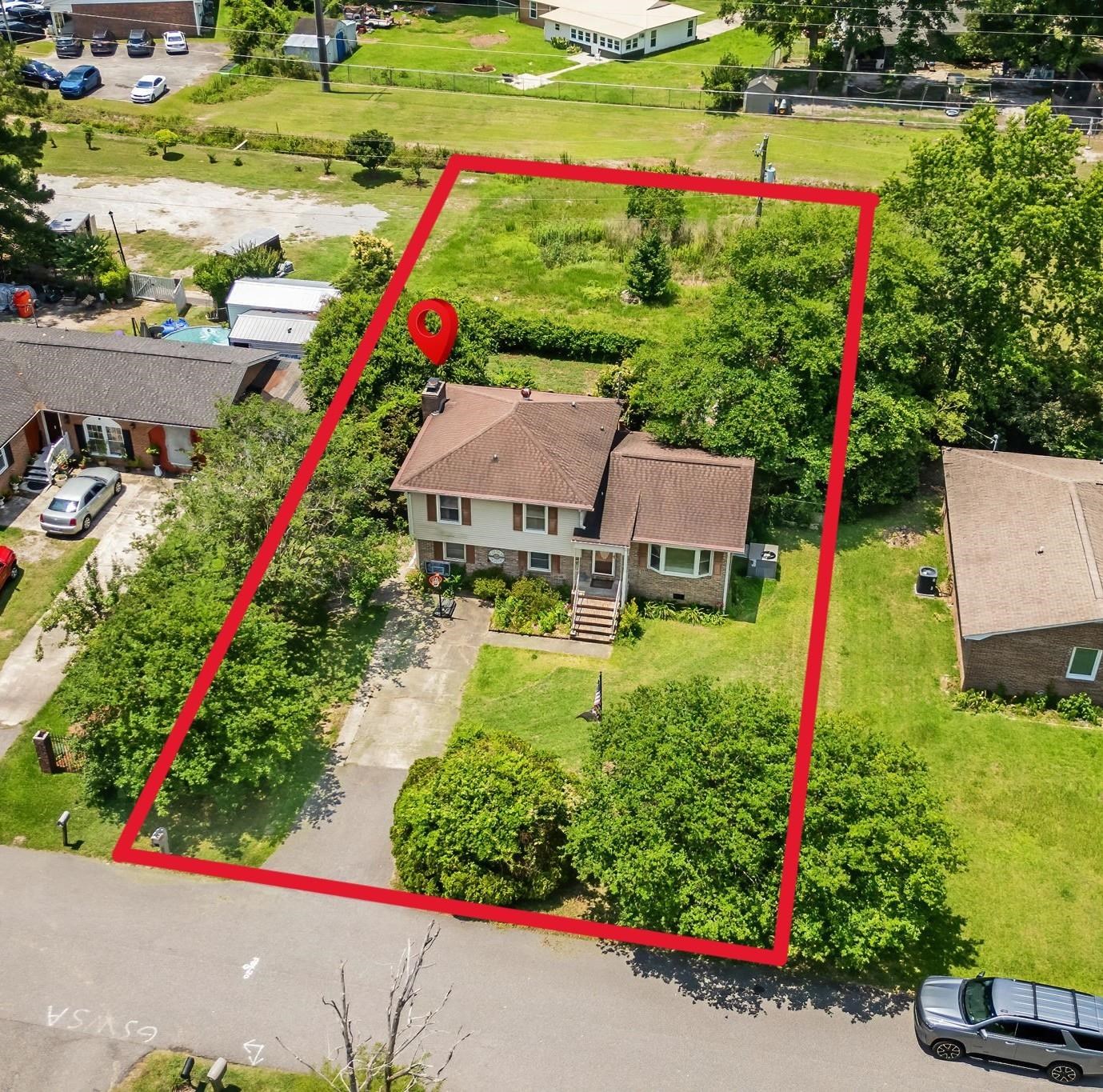 3905 Heron Circle