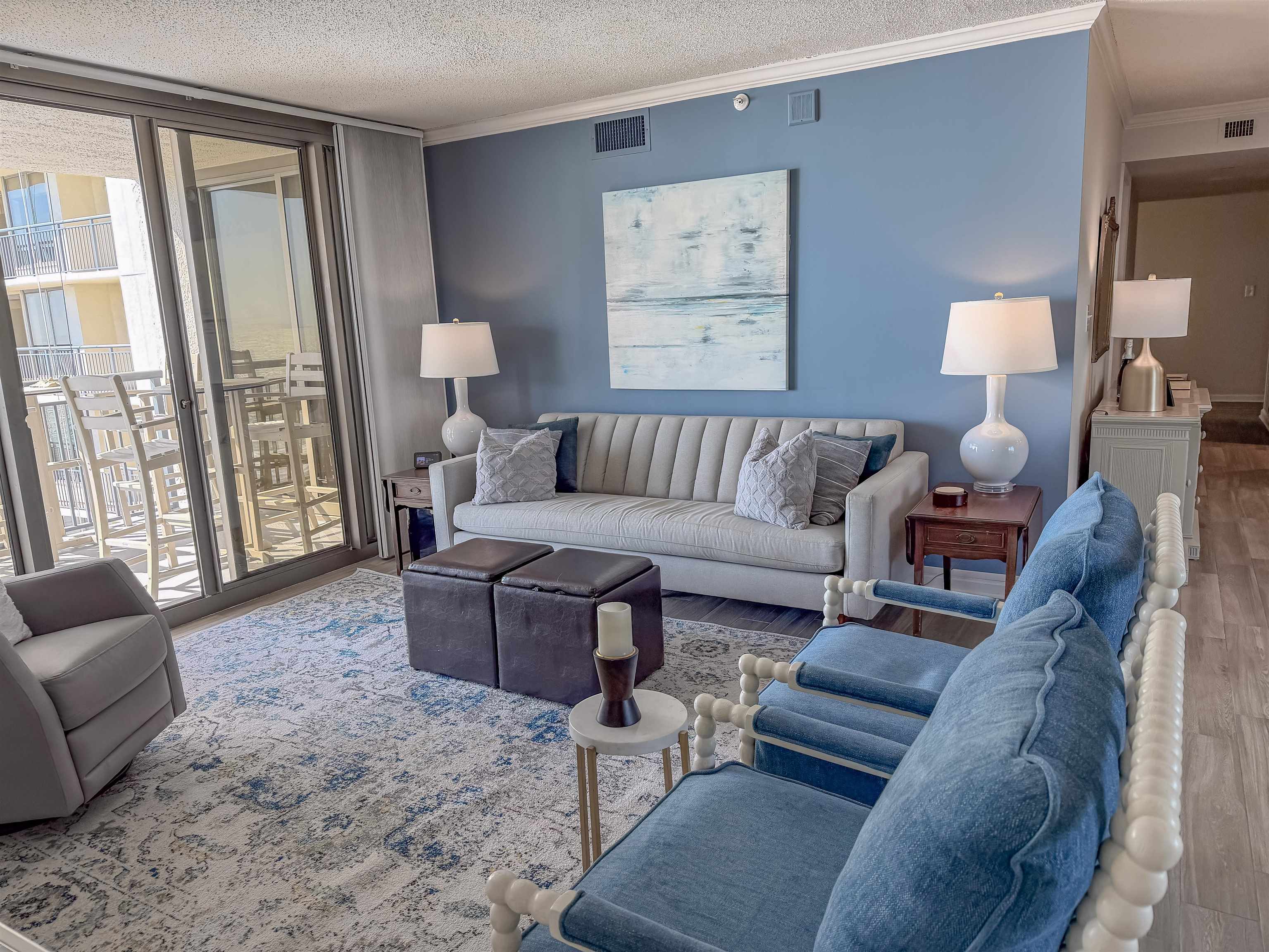 8560 Queensway Blvd. Unit: 1209