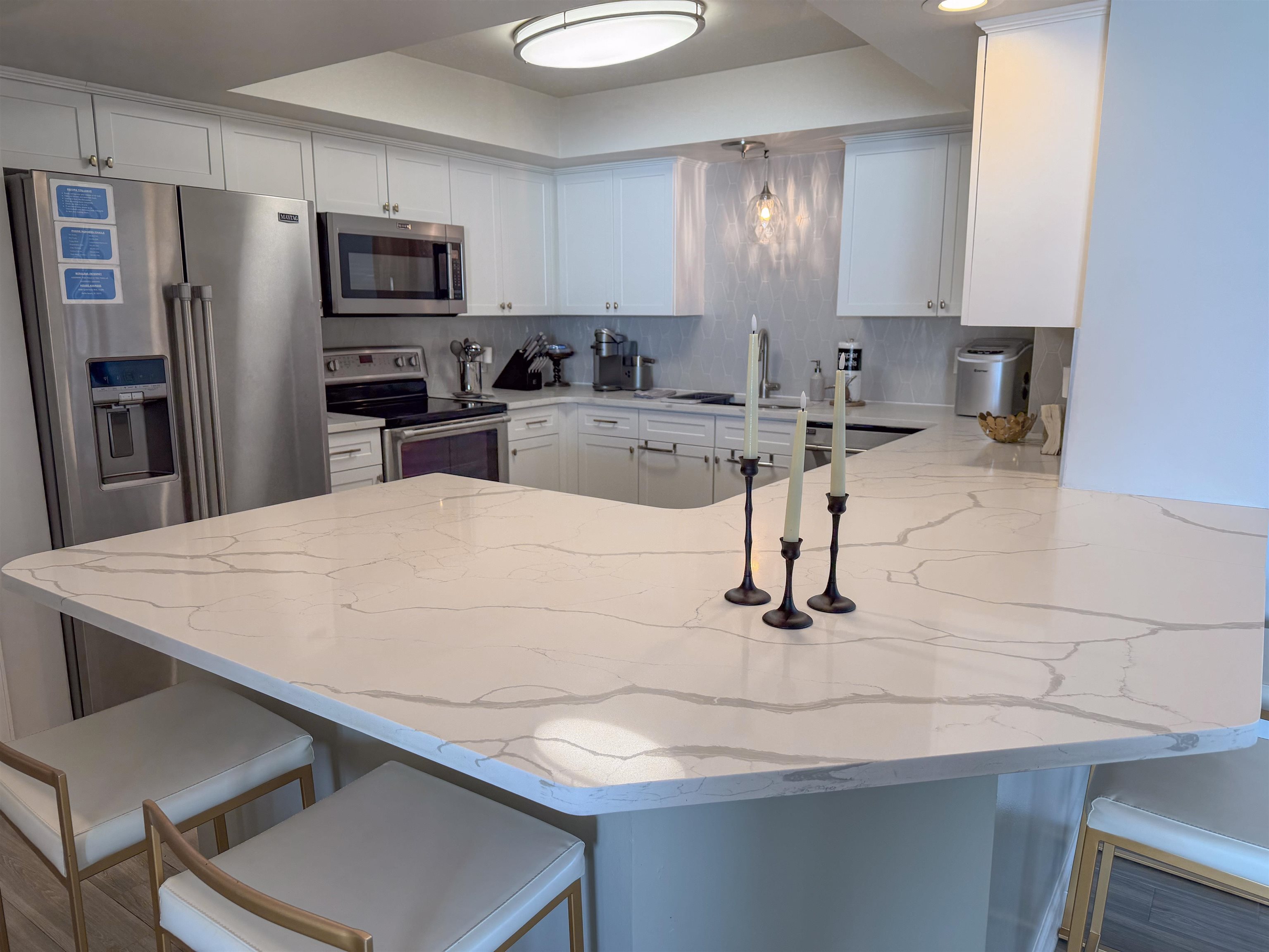 8560 Queensway Blvd. Unit: 1209