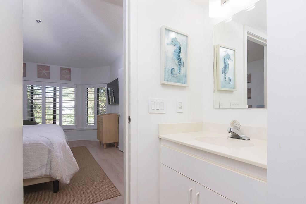 180 Rothbury Circle Unit: 206