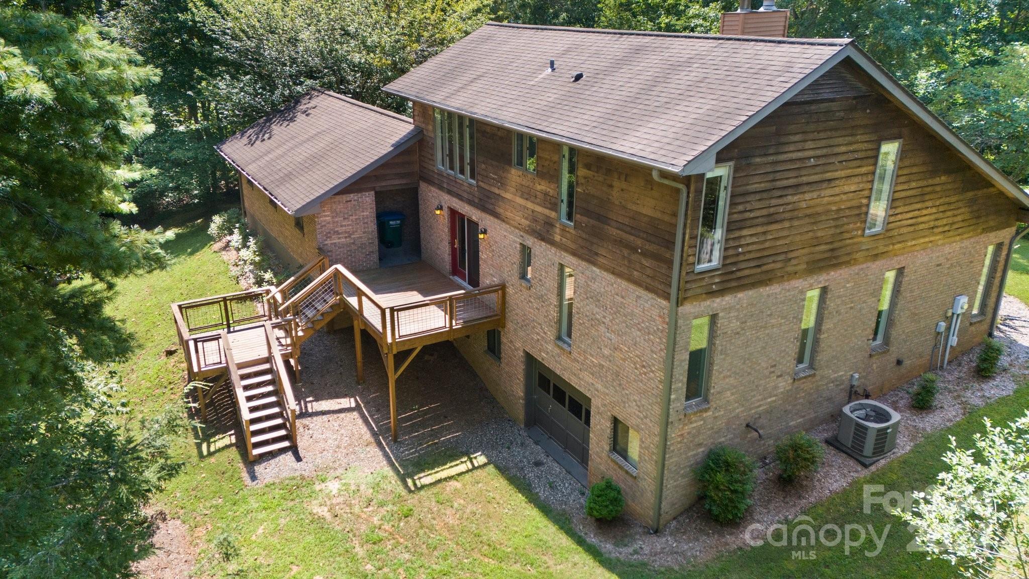 42 Red Oak Lane