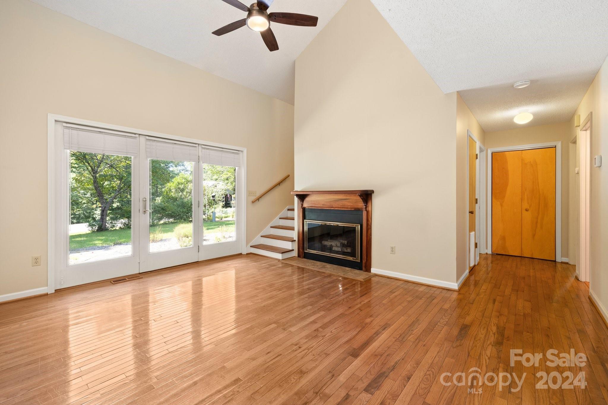 42 Red Oak Lane