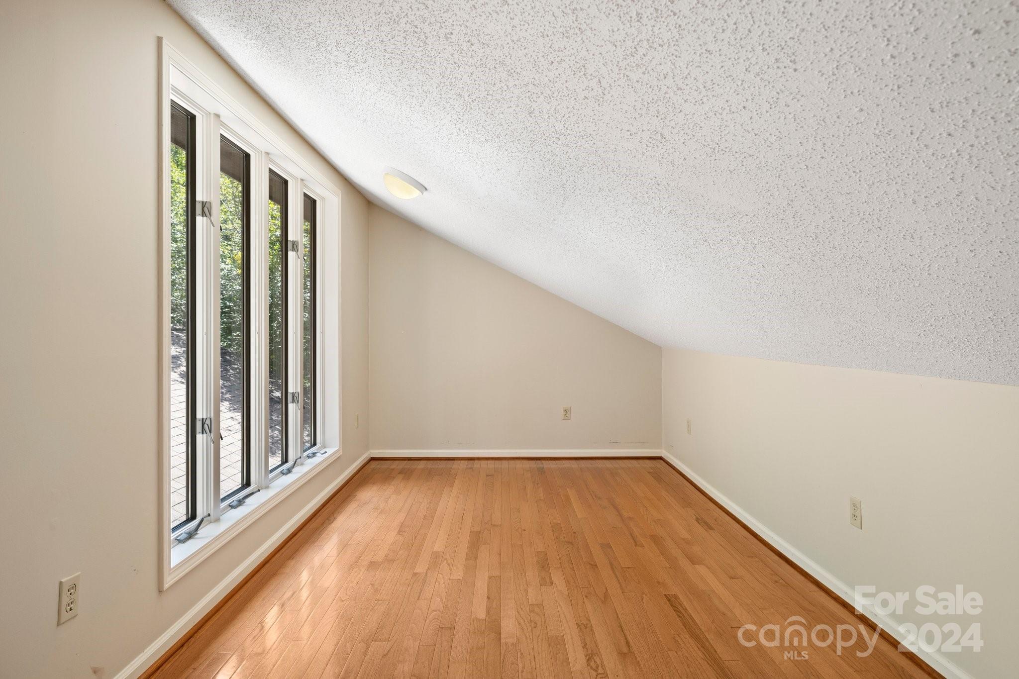 42 Red Oak Lane