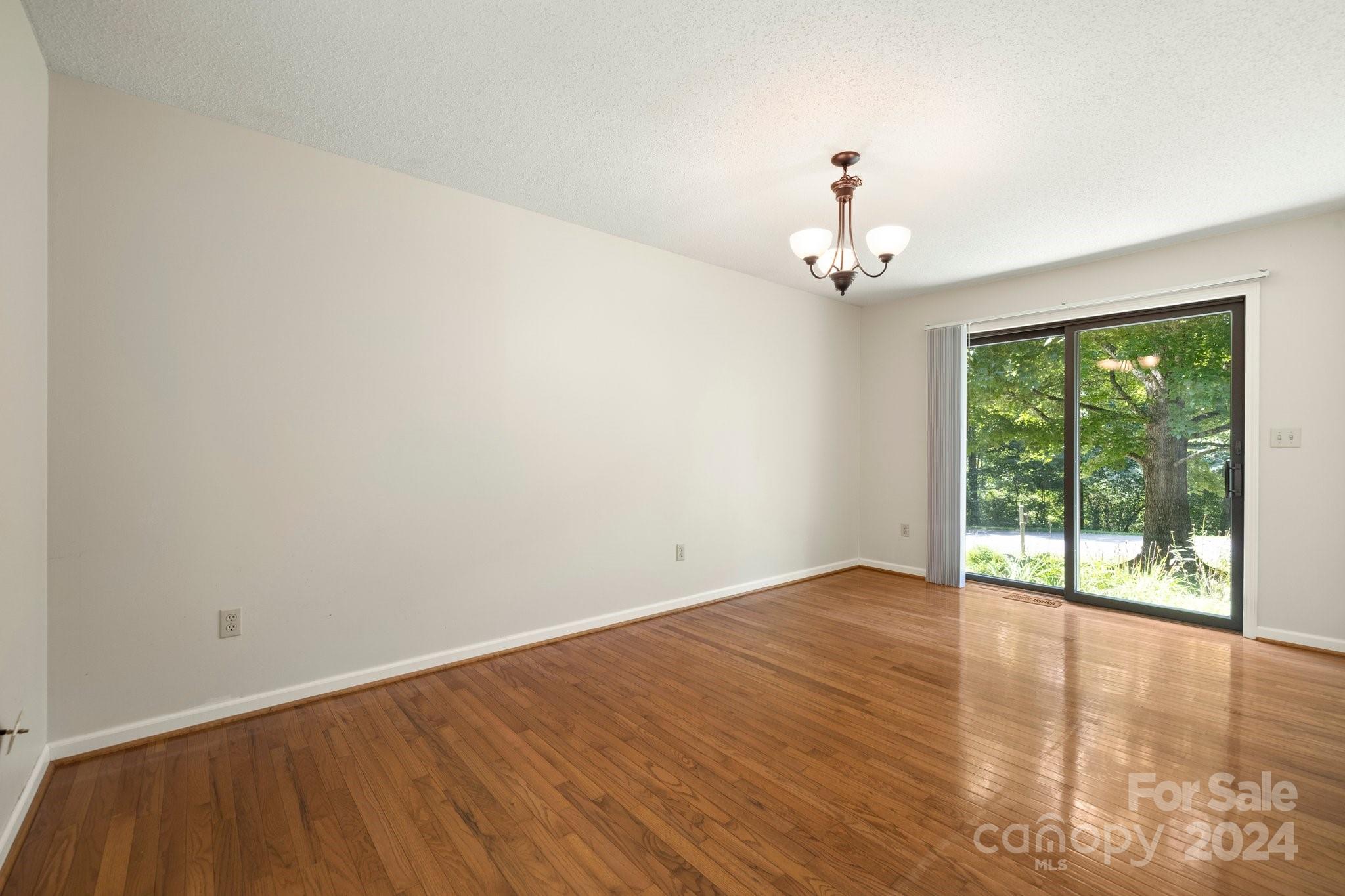42 Red Oak Lane