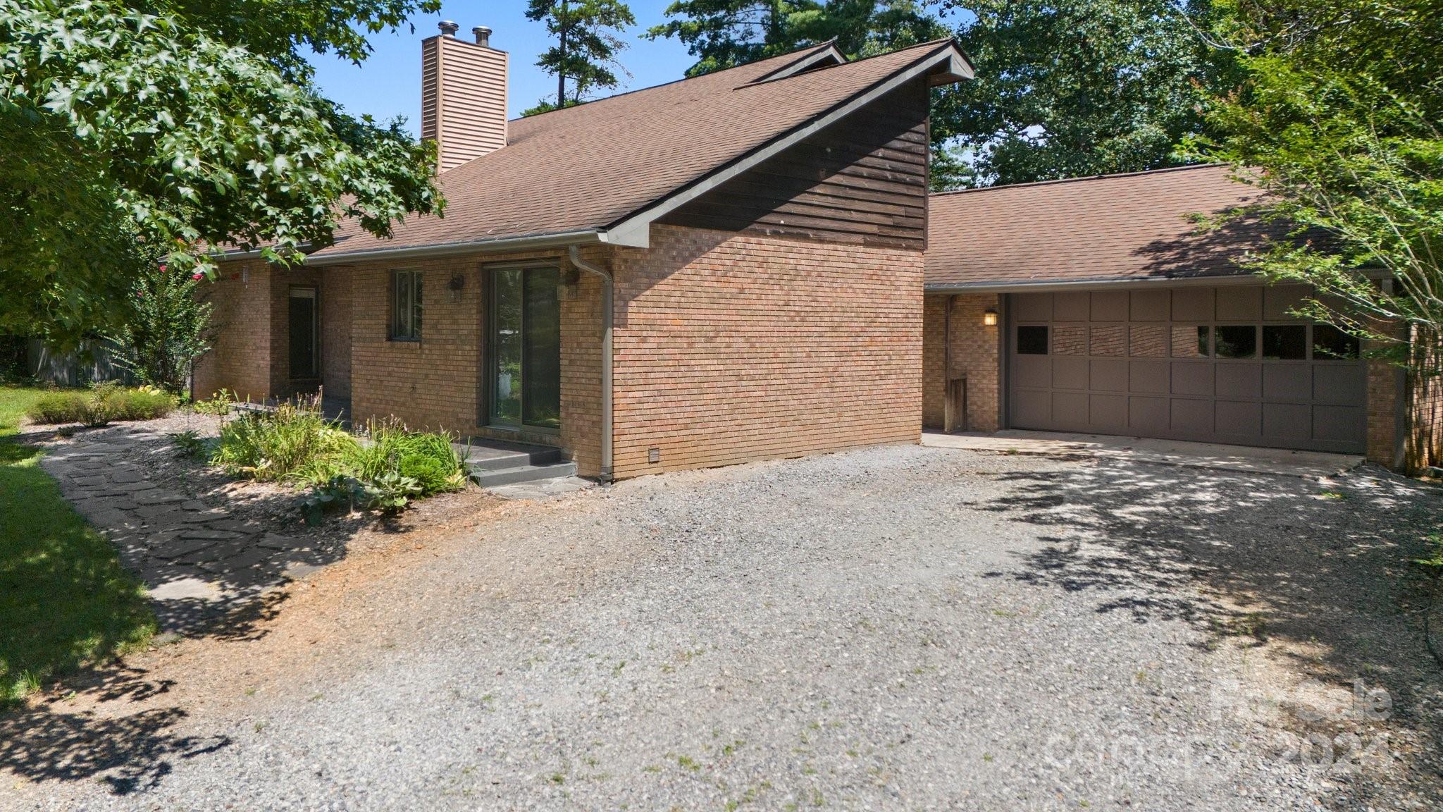 42 Red Oak Lane