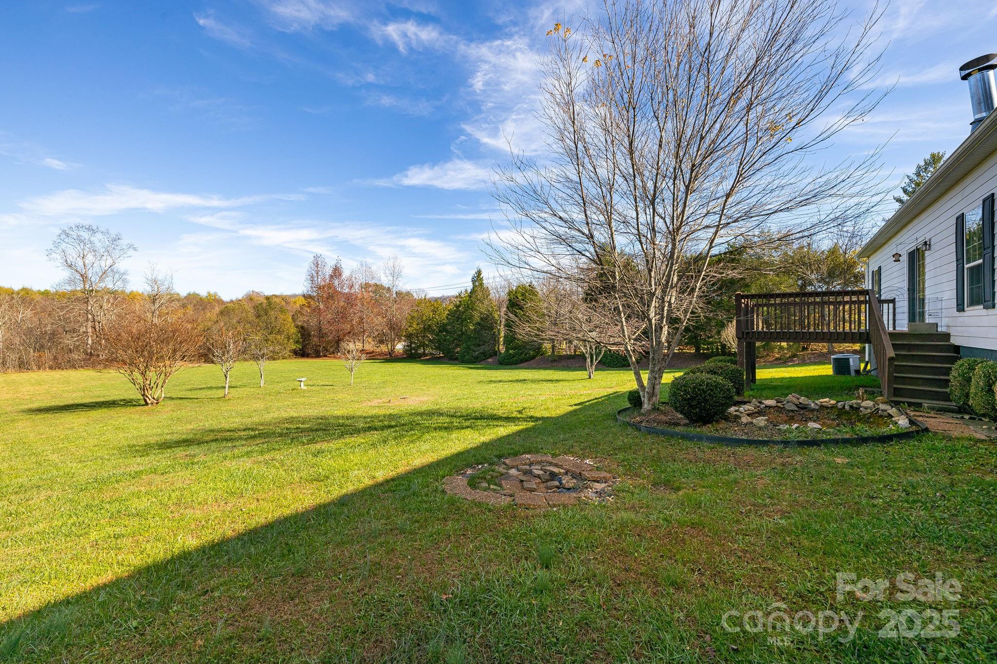 16 Lewis Creek Drive