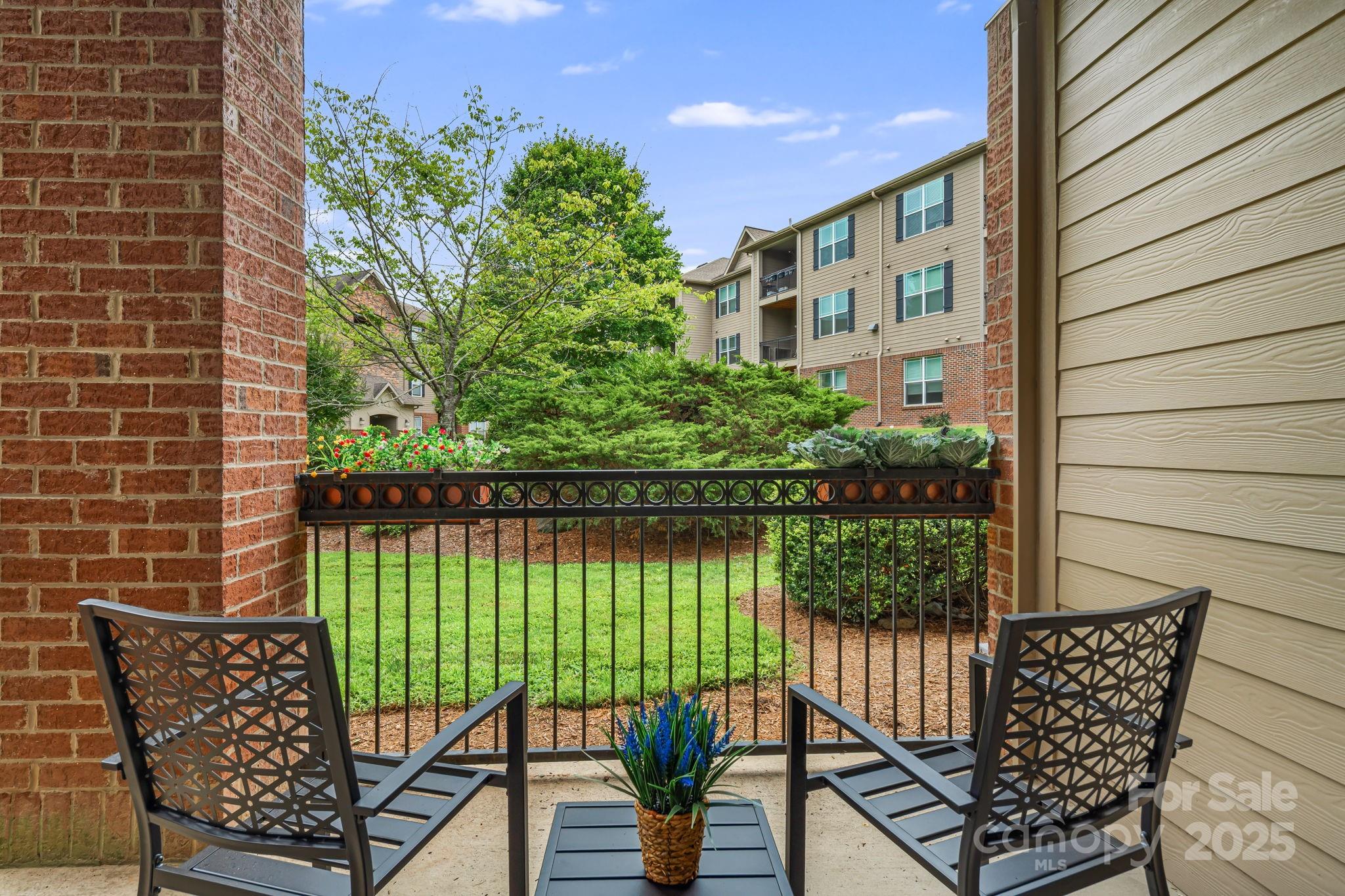 291 Brickton Village Circle Unit: 106