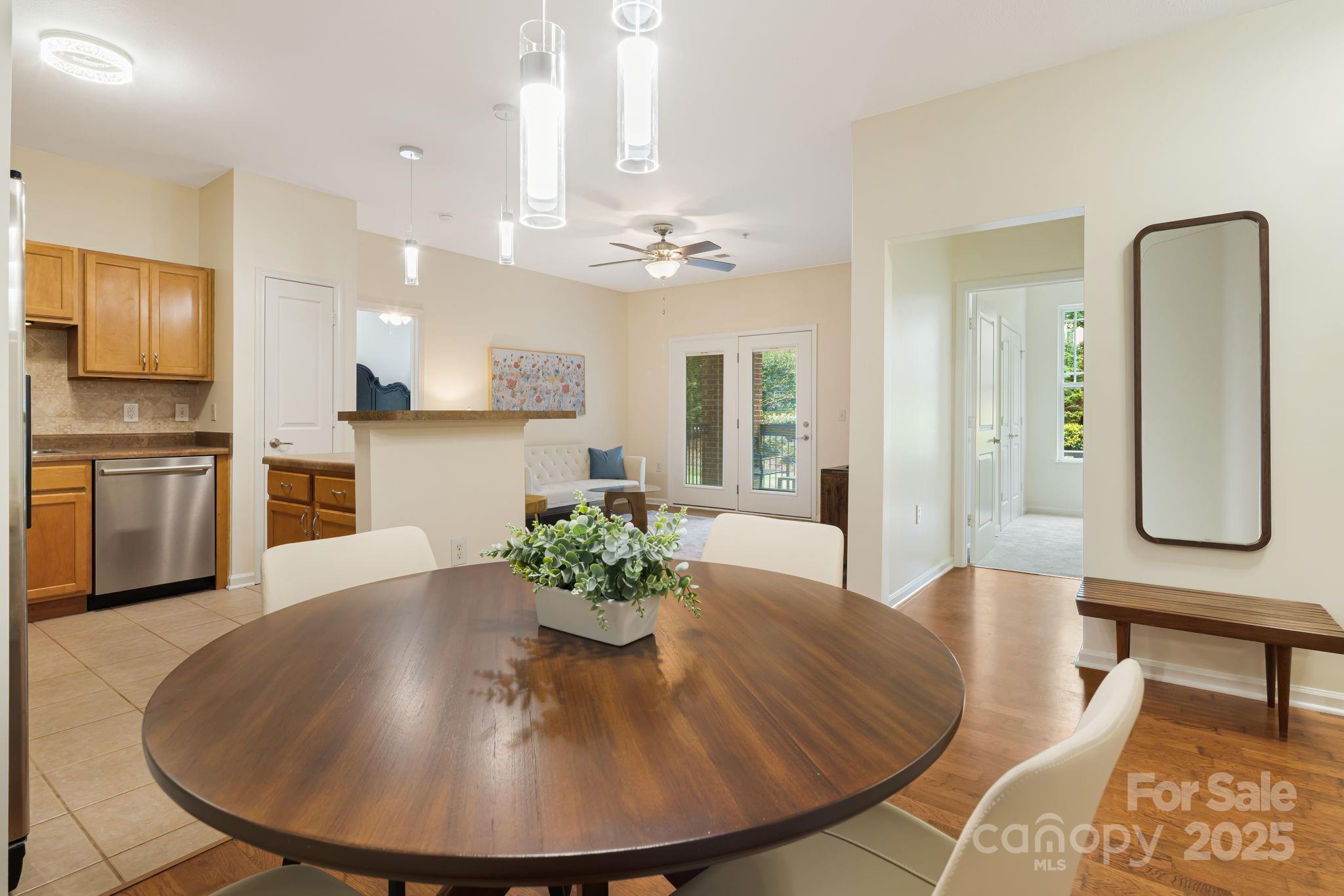 291 Brickton Village Circle Unit: 106
