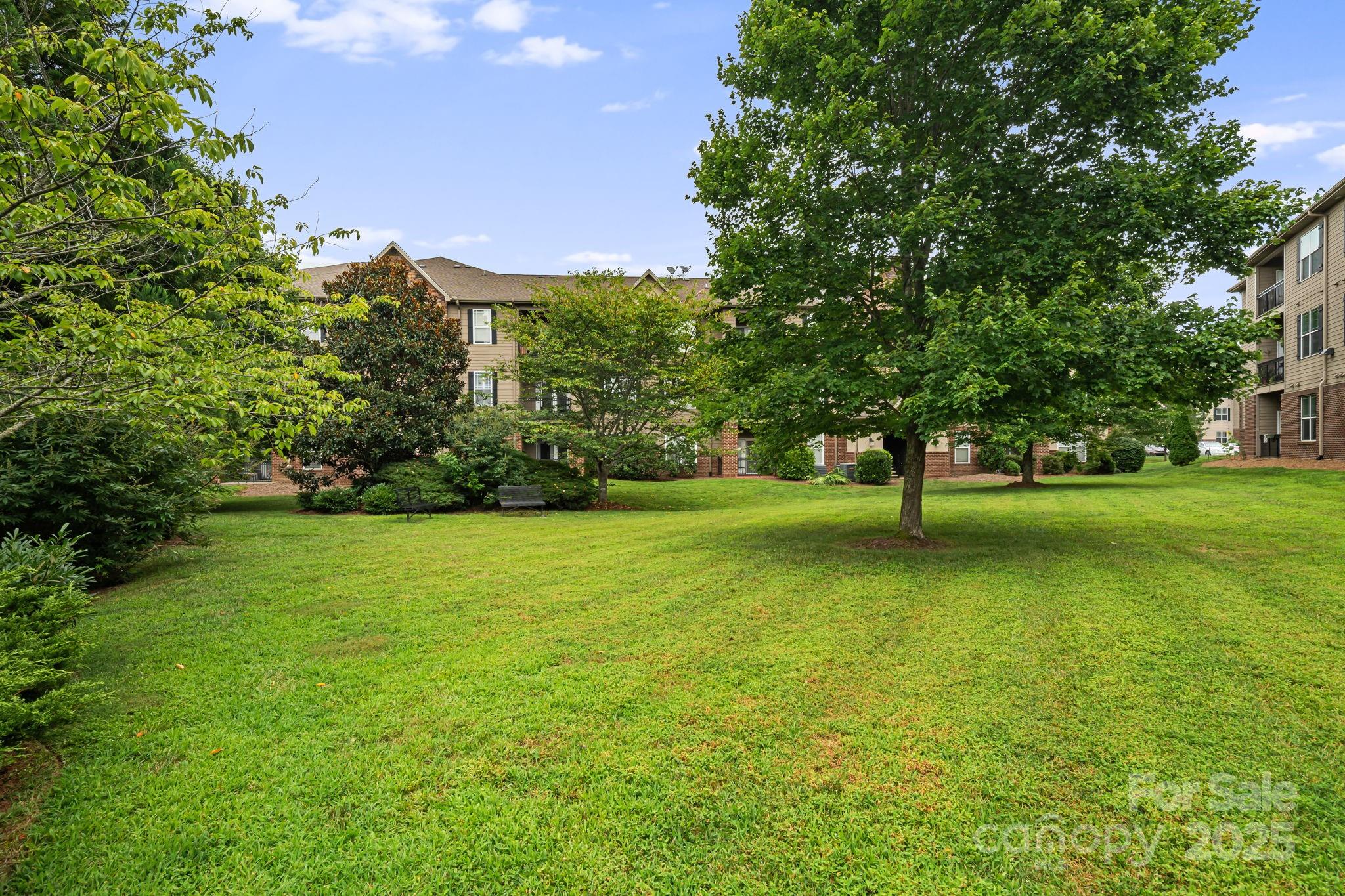 291 Brickton Village Circle Unit: 106