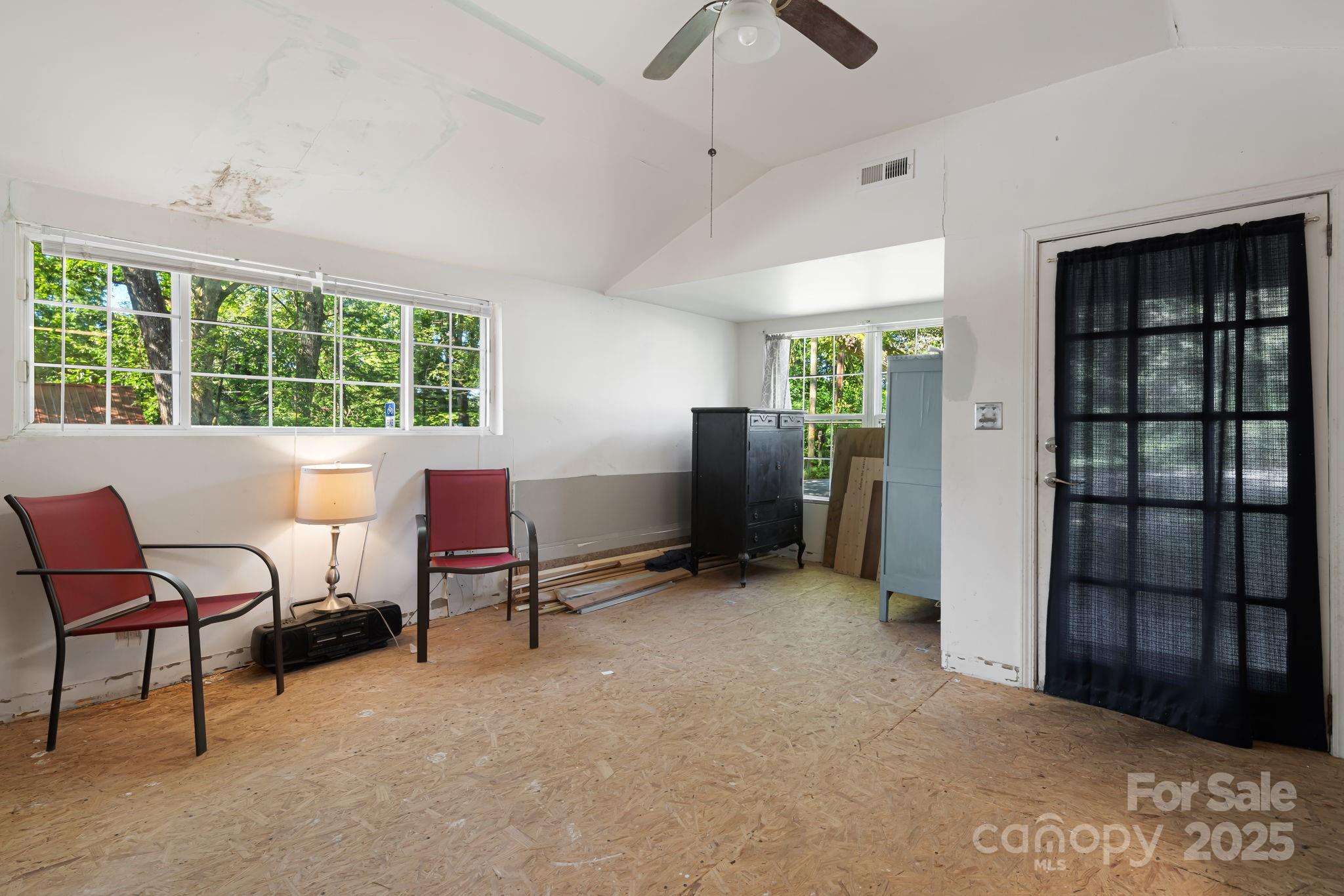 609 Maple Street