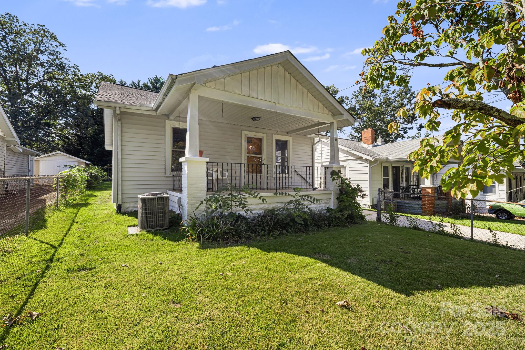 29 Oteen Park Place