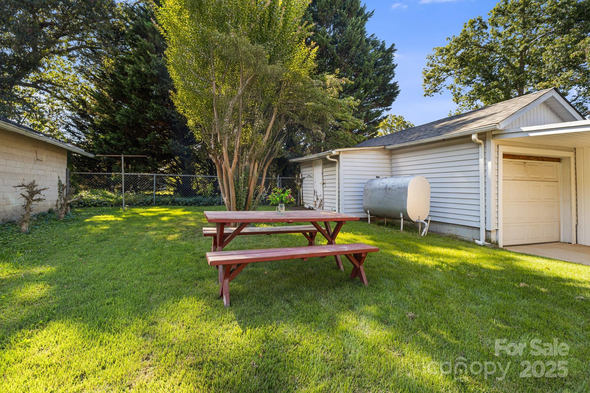 29 Oteen Park Place
