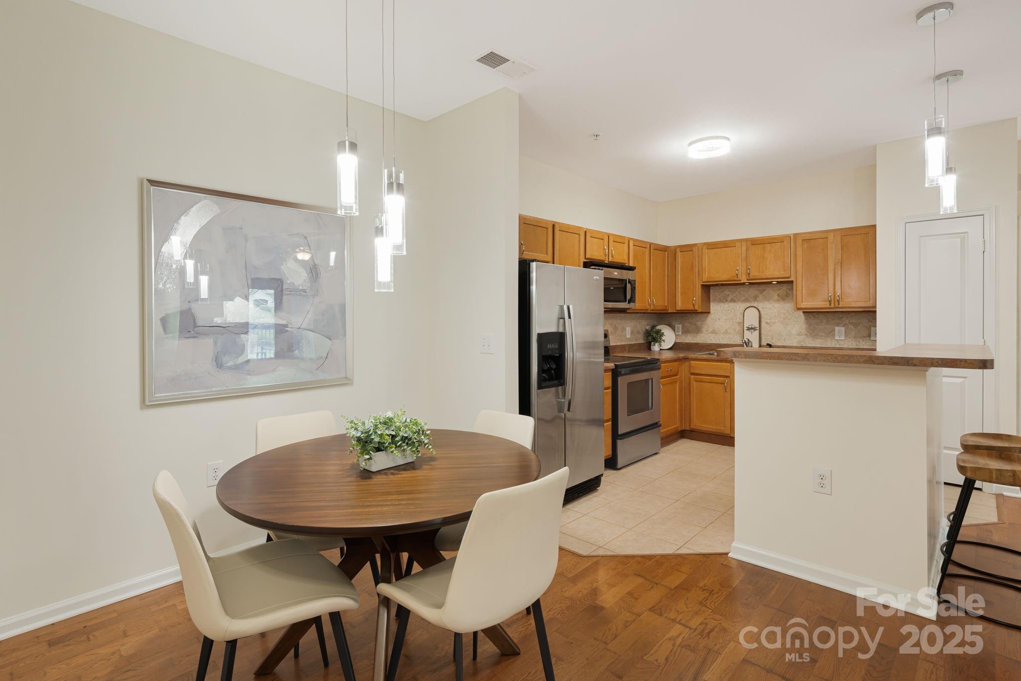 291 Brickton Village Circle Unit: #106