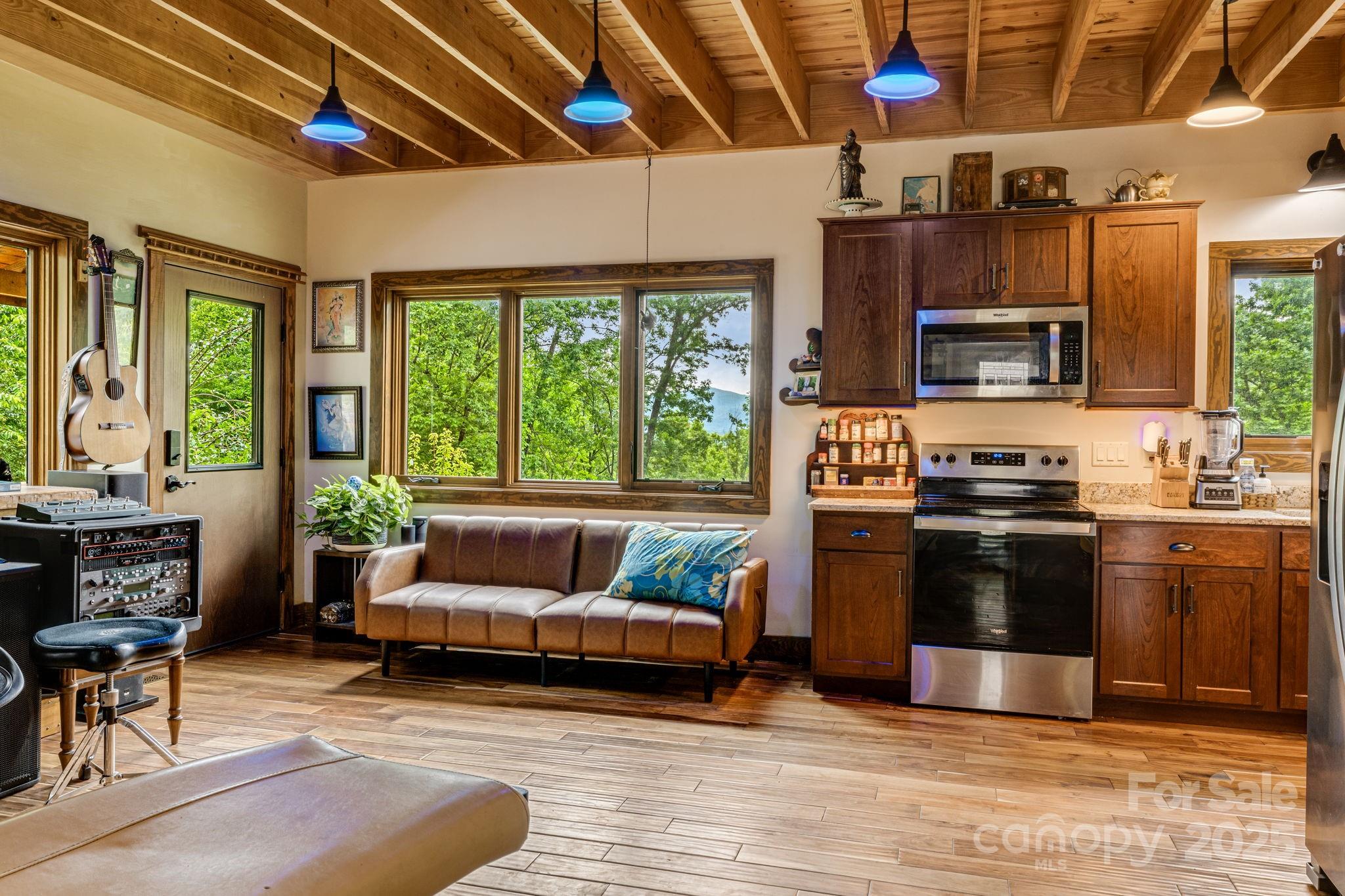 43 Dillingham Estates Trail