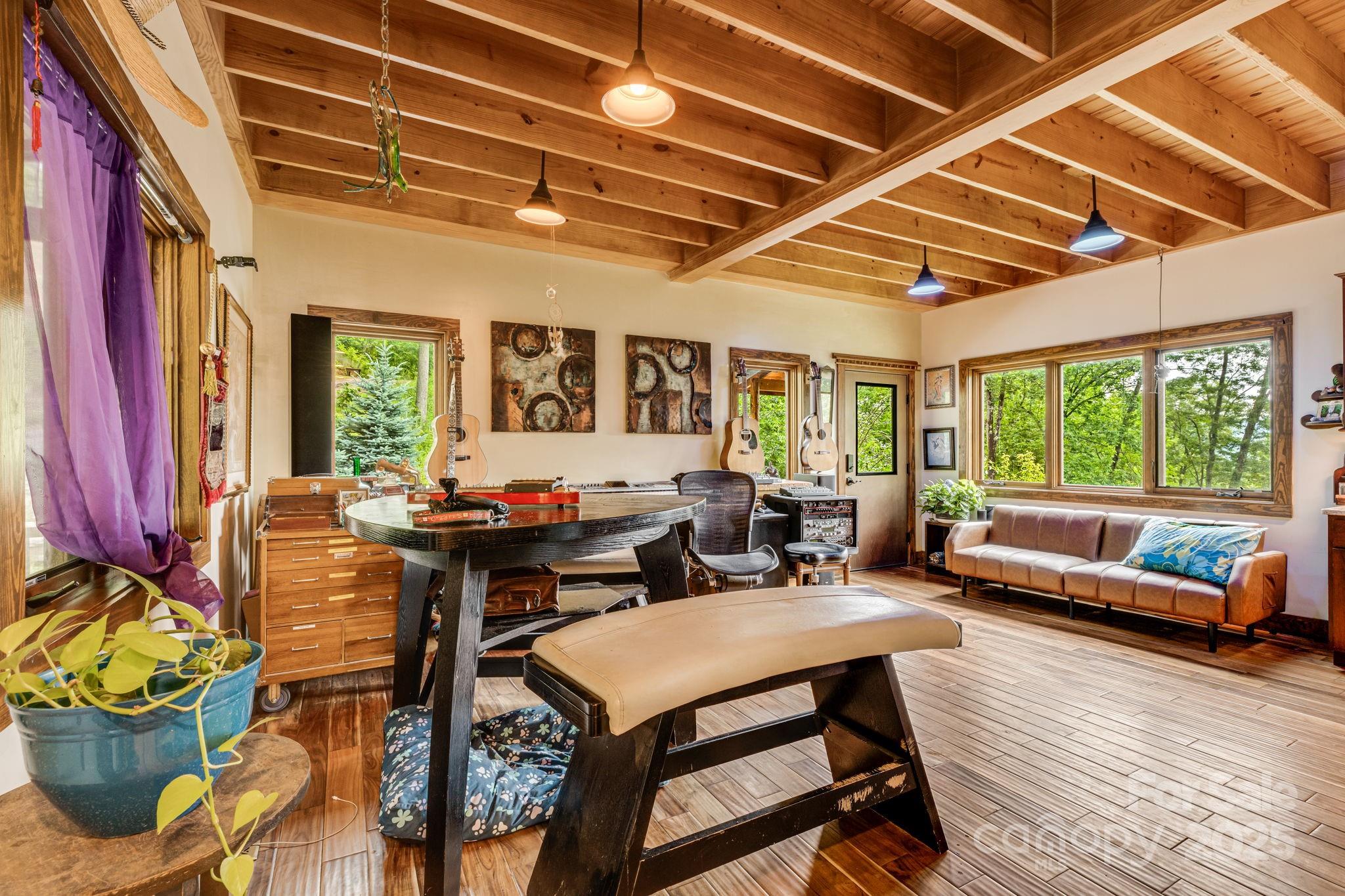 43 Dillingham Estates Trail