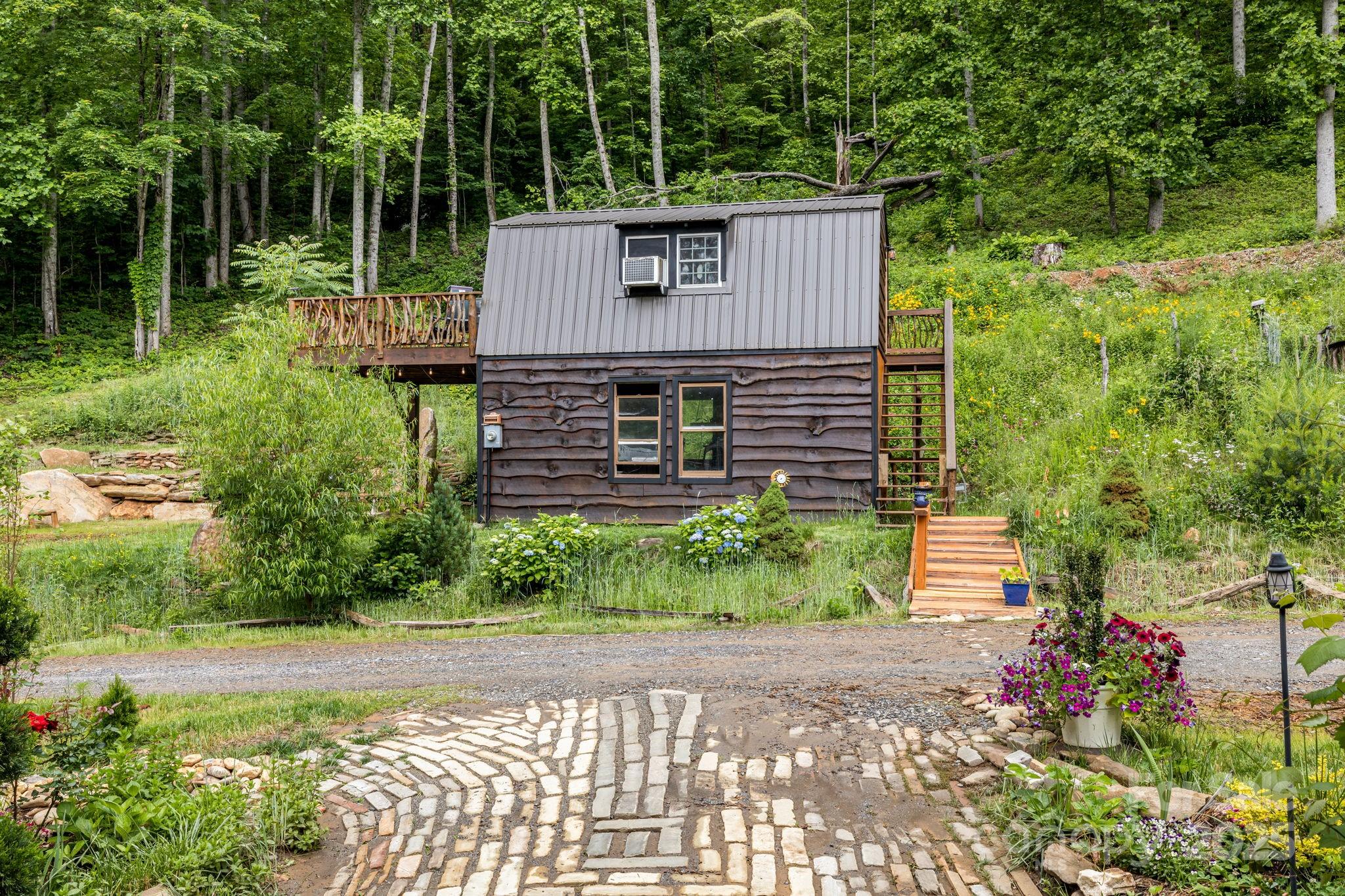 43 Dillingham Estates Trail