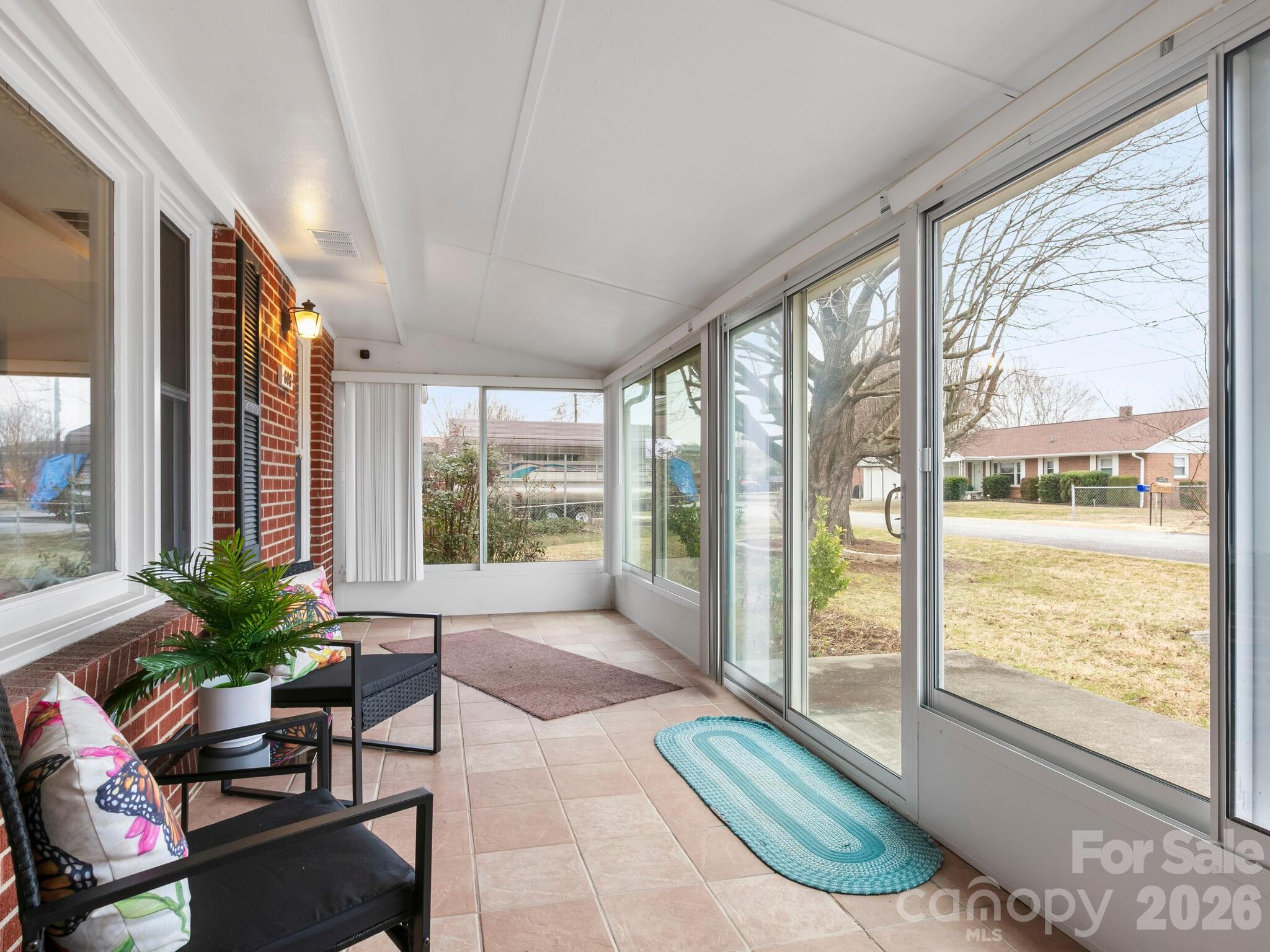 608 S Buena Vista Drive