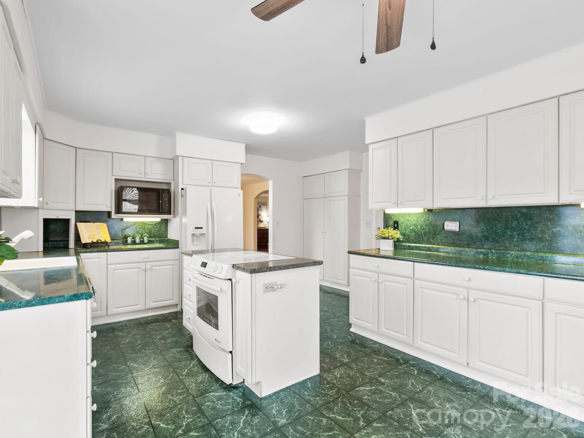 608 S Buena Vista Drive