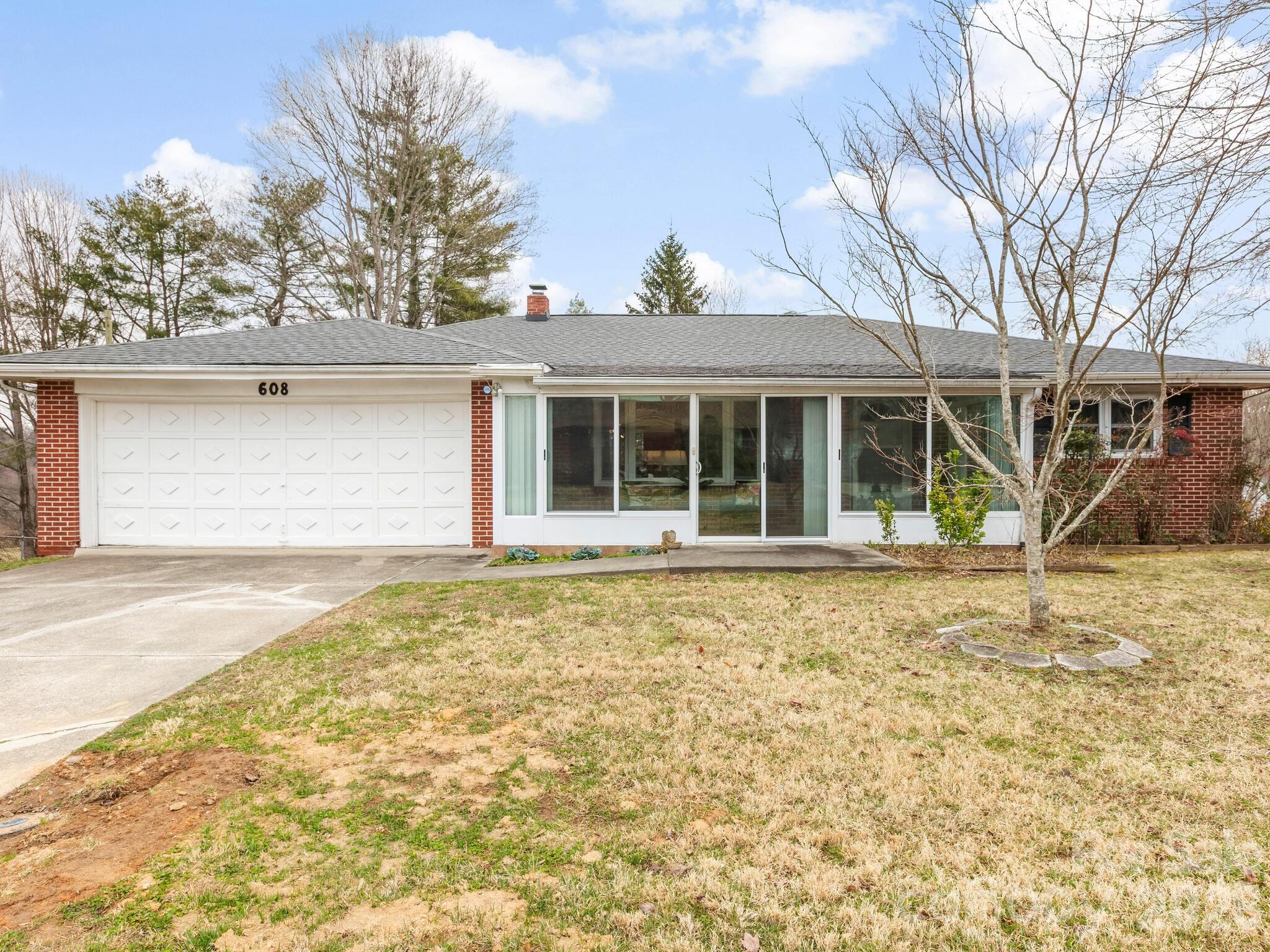 608 S Buena Vista Drive