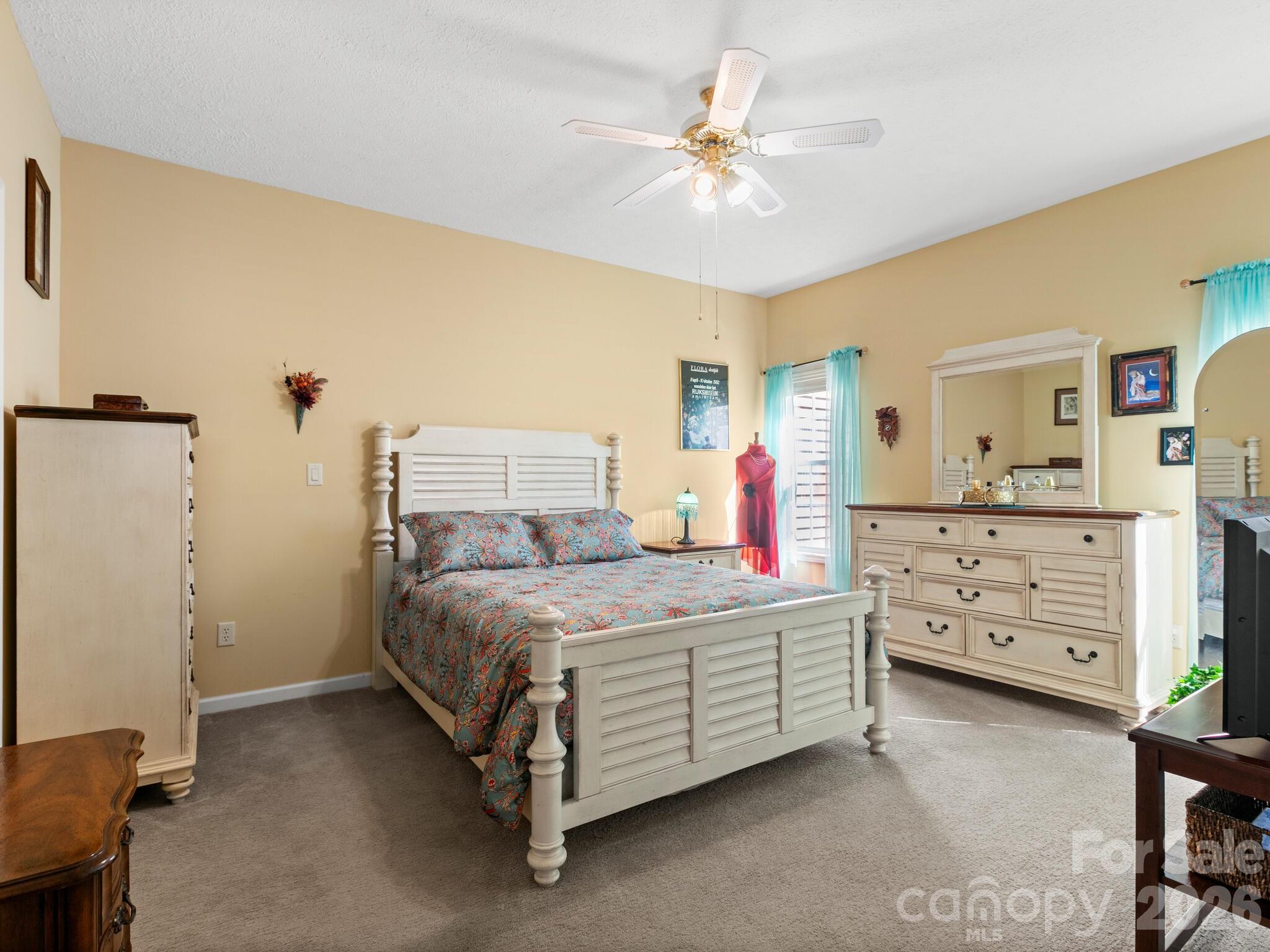 25 Old Pasture Way