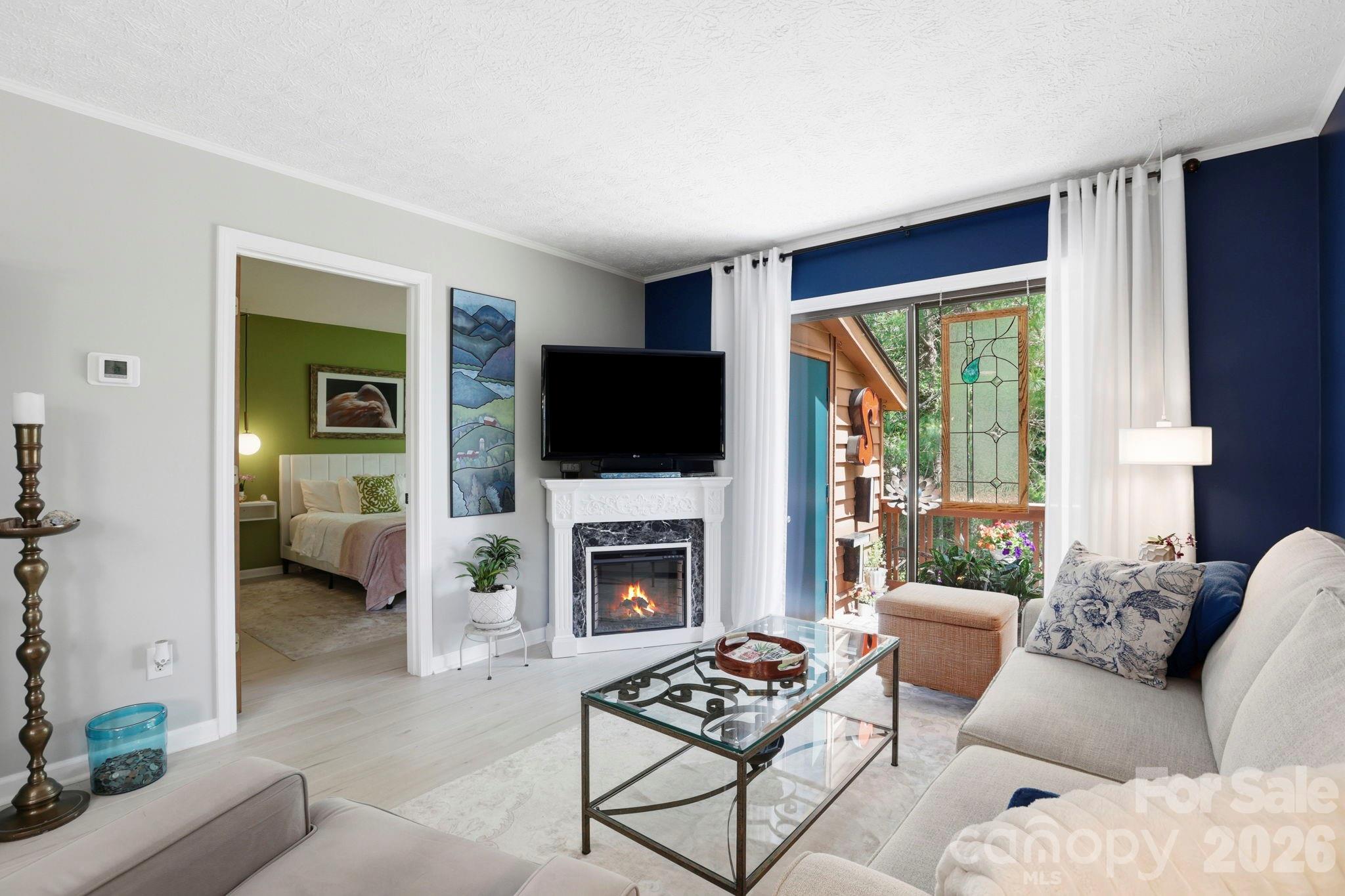 581 Courtwood Lane Unit: 4
